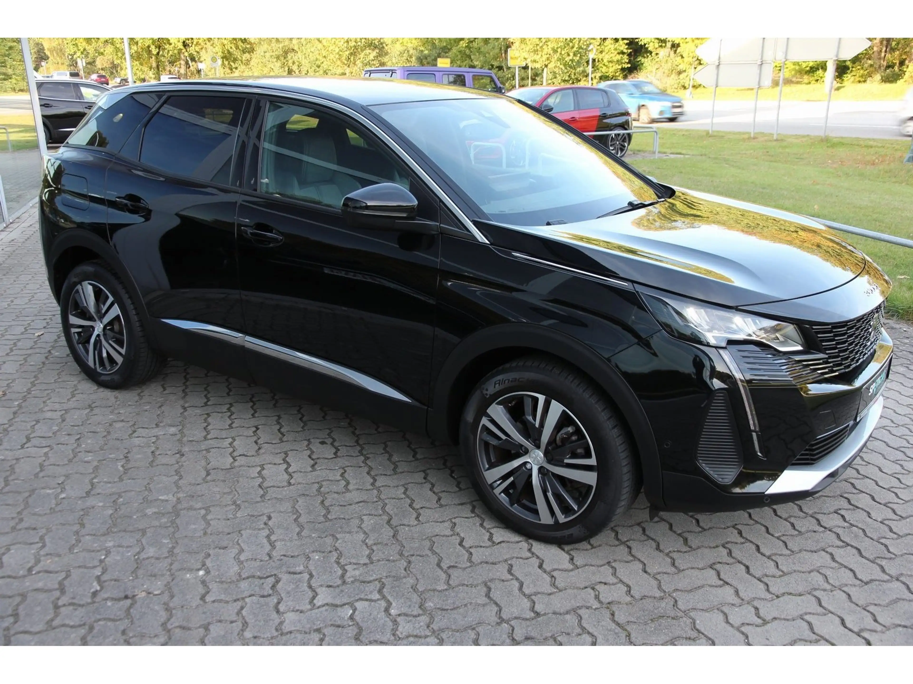 Peugeot 3008 Allure P. 130 Navi SHZ EPHvh Kamera GJR ACC — photo 3