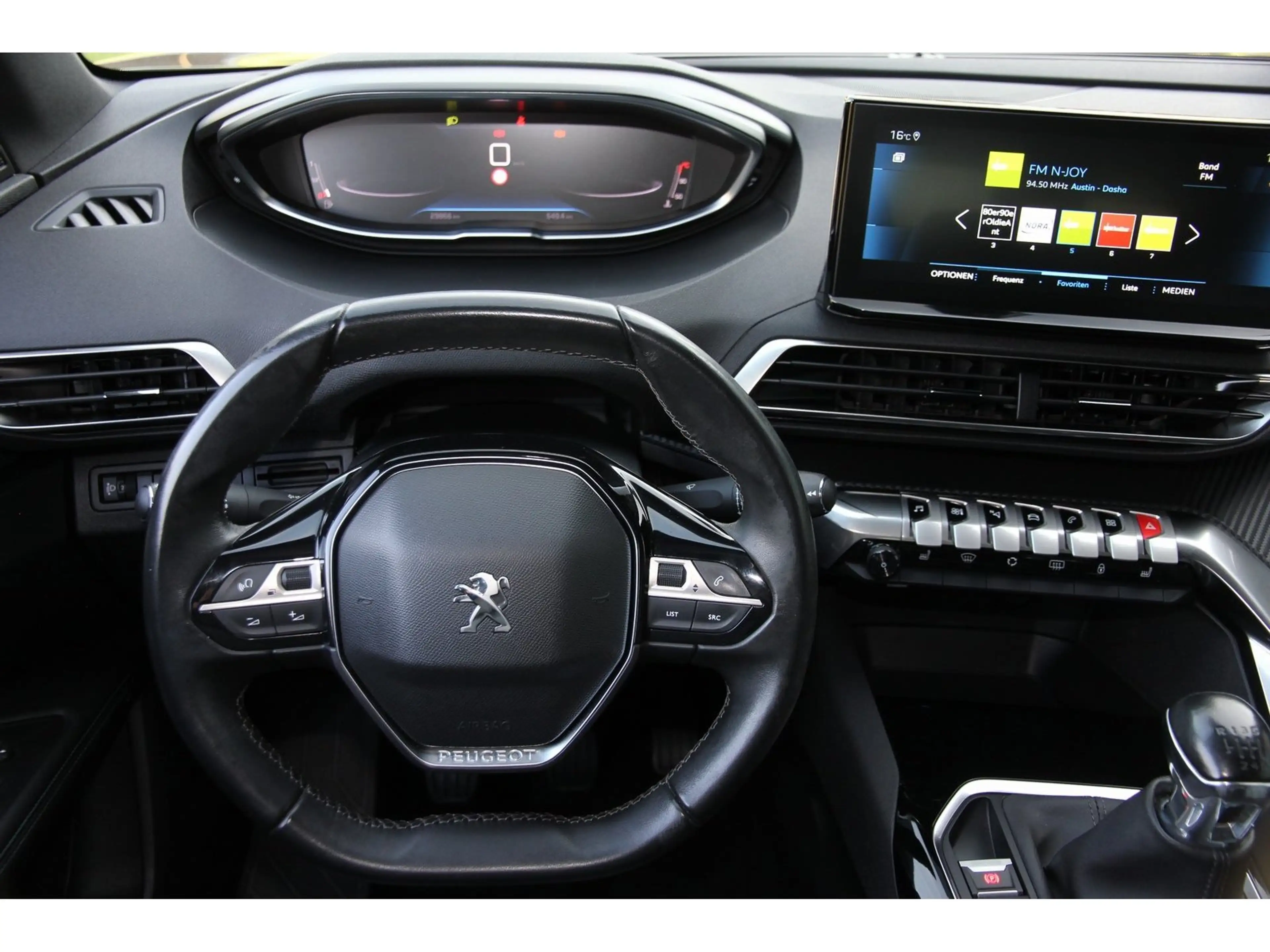 Peugeot 3008 Allure P. 130 Navi SHZ EPHvh Kamera GJR ACC — photo 17