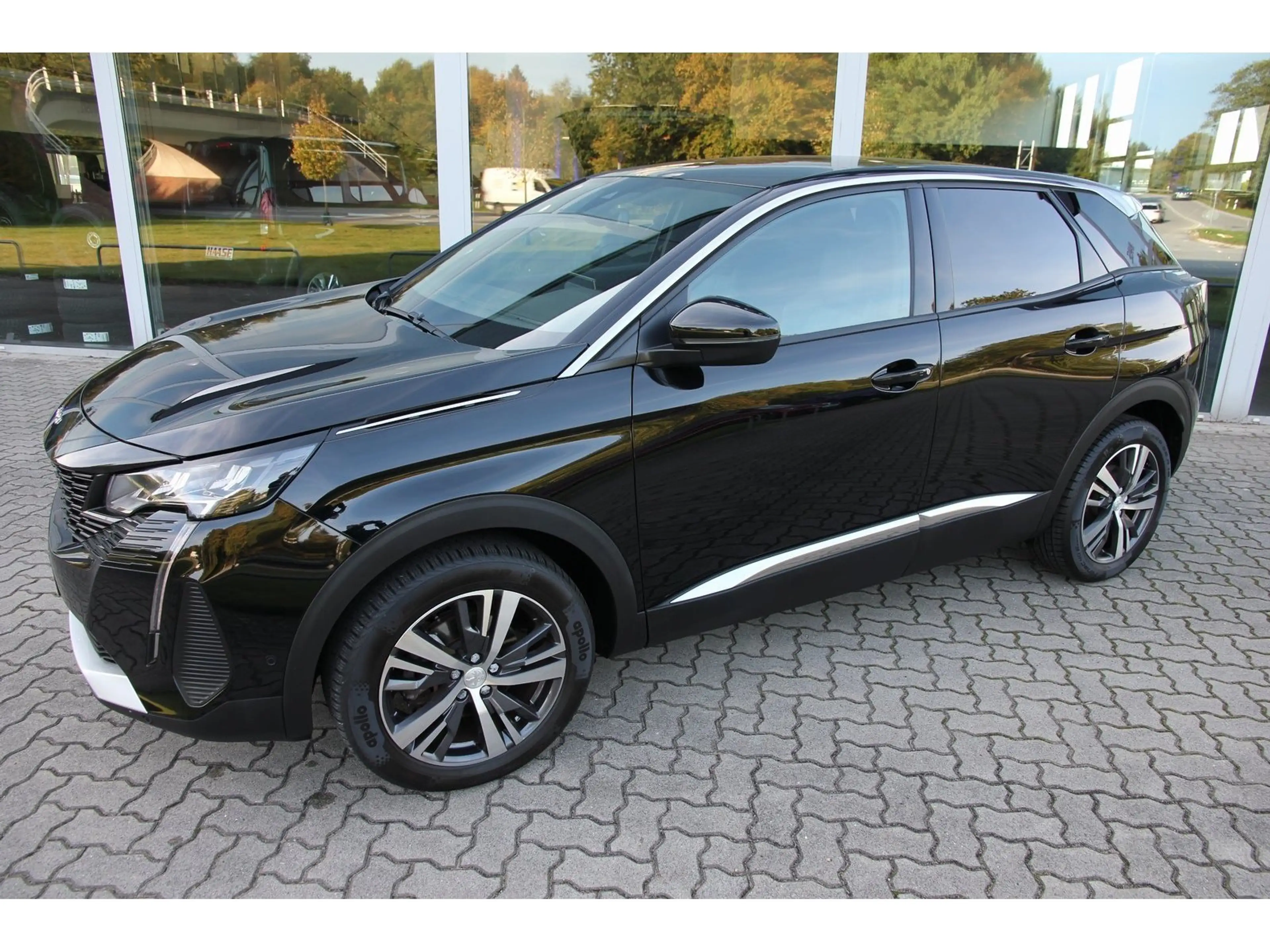 Peugeot 3008 Allure P. 130 Navi SHZ EPHvh Kamera GJR ACC