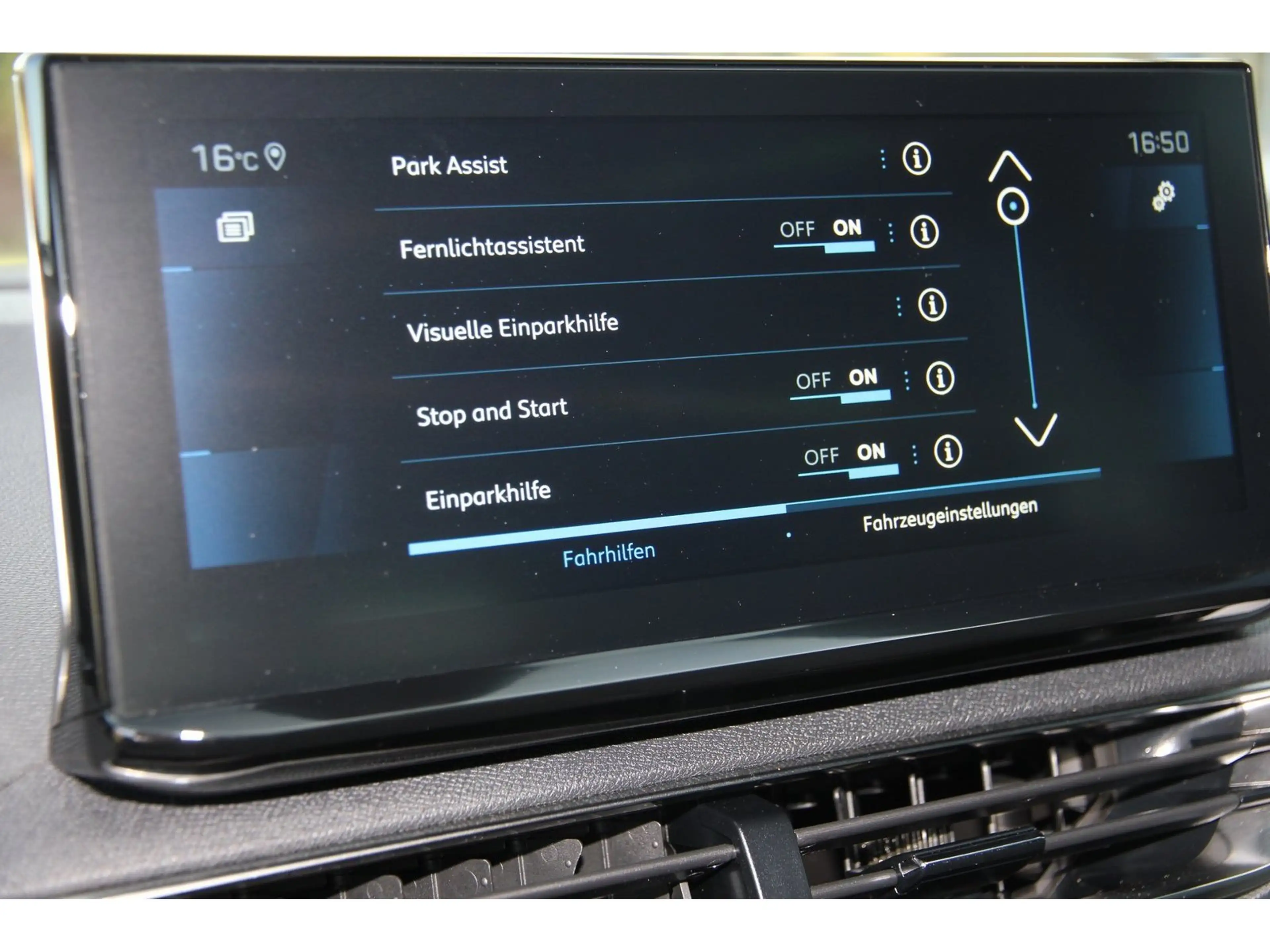 Peugeot 3008 Allure P. 130 Navi SHZ EPHvh Kamera GJR ACC — photo 23