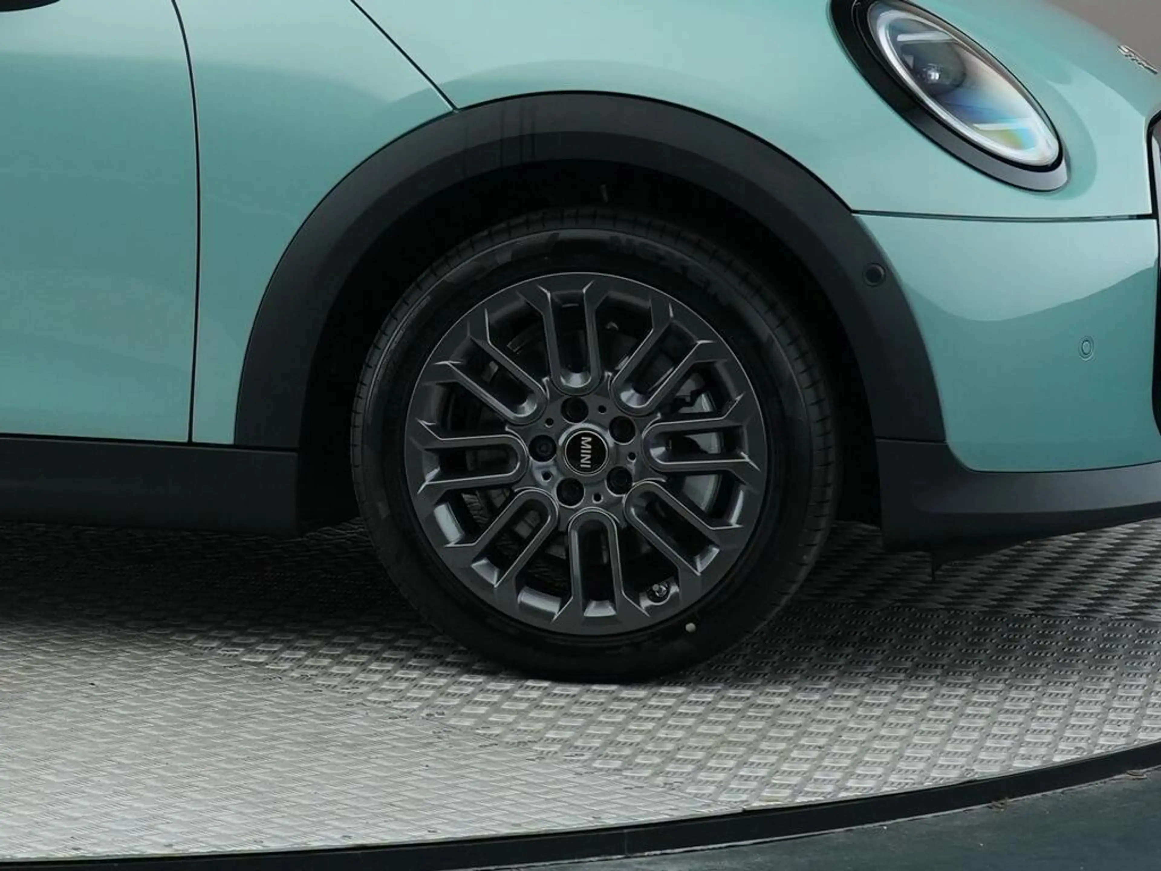 MINI Cooper C 5-deurs Classic M — photo 15