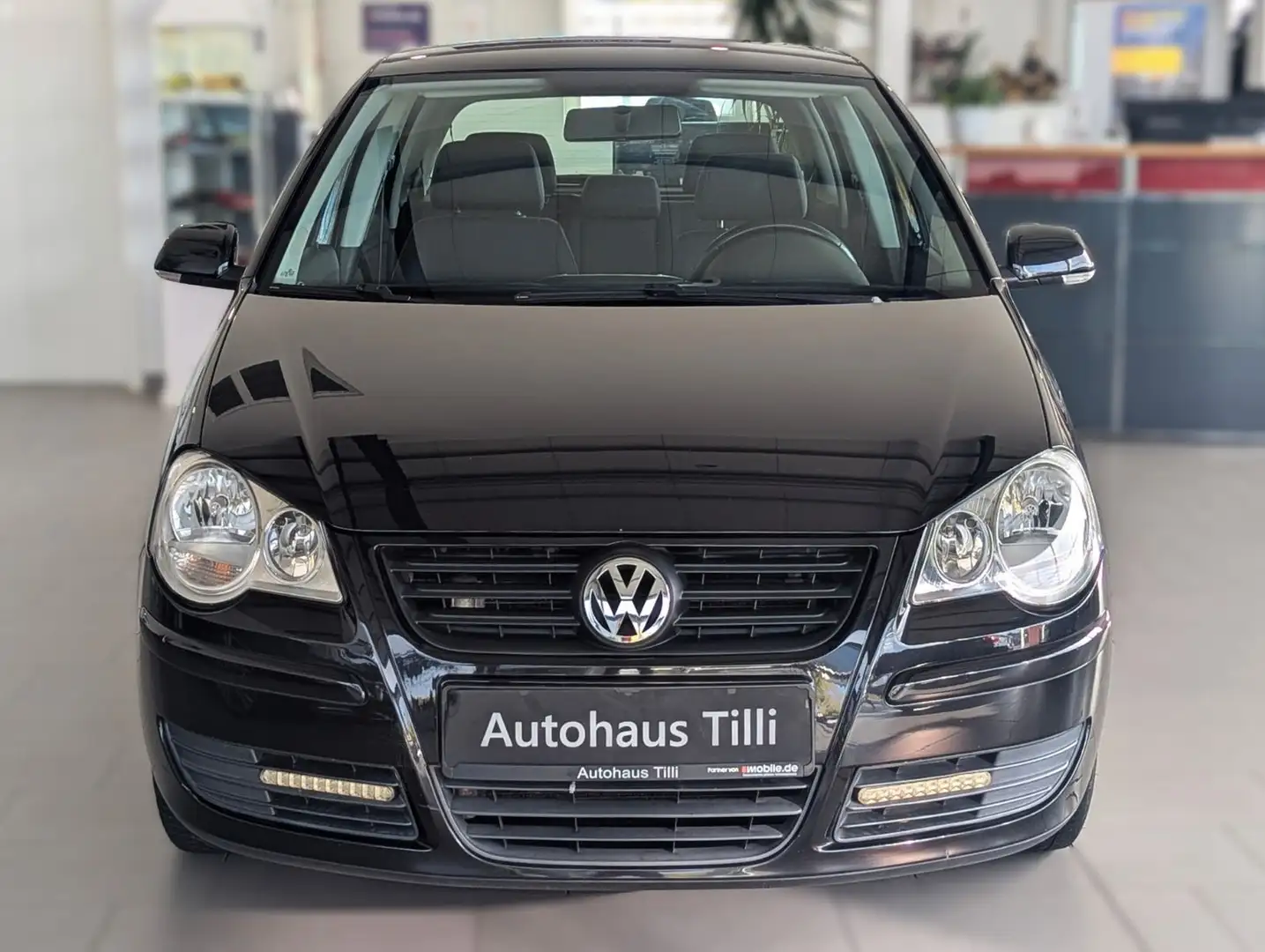 Volkswagen Polo IV 1.4 United 5 Trg. Automatik / Klima /Alu Schwarz - 2
