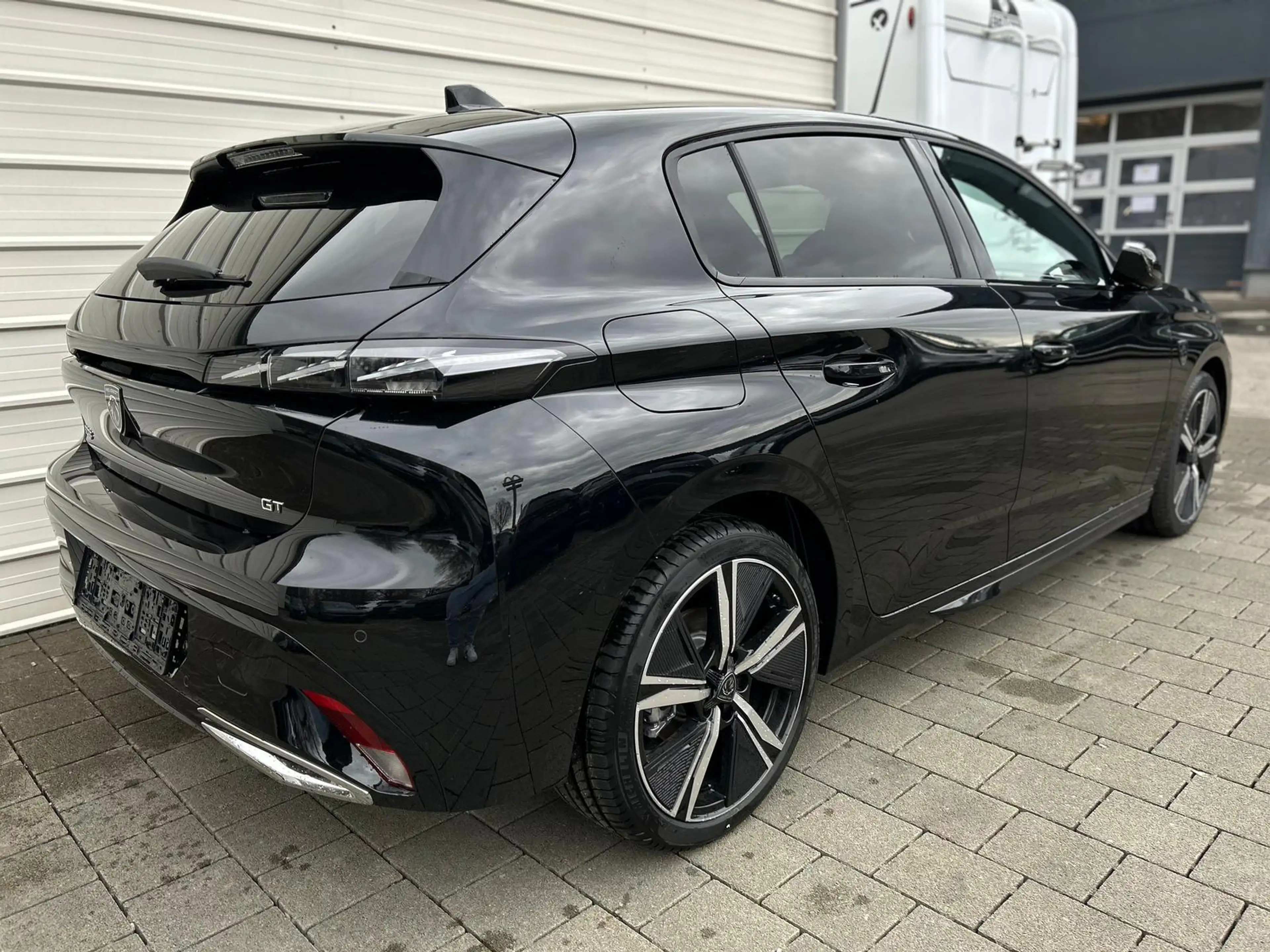 Peugeot 308 Hybrid 145 GT e-DCS6 *Pano*360*TOP ANGEBOT — photo 4