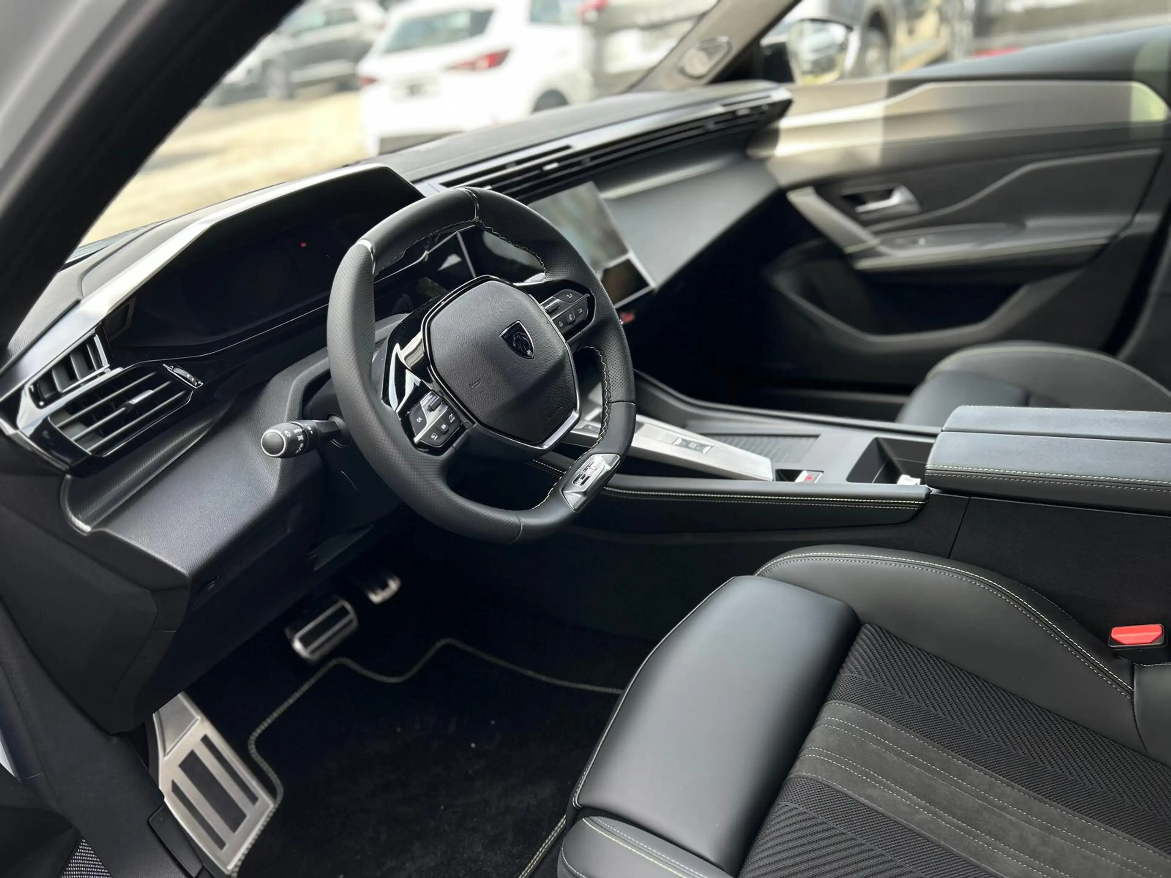 Peugeot 308 Hybrid 145 GT e-DCS6 *Pano*360*TOP ANGEBOT — photo 12