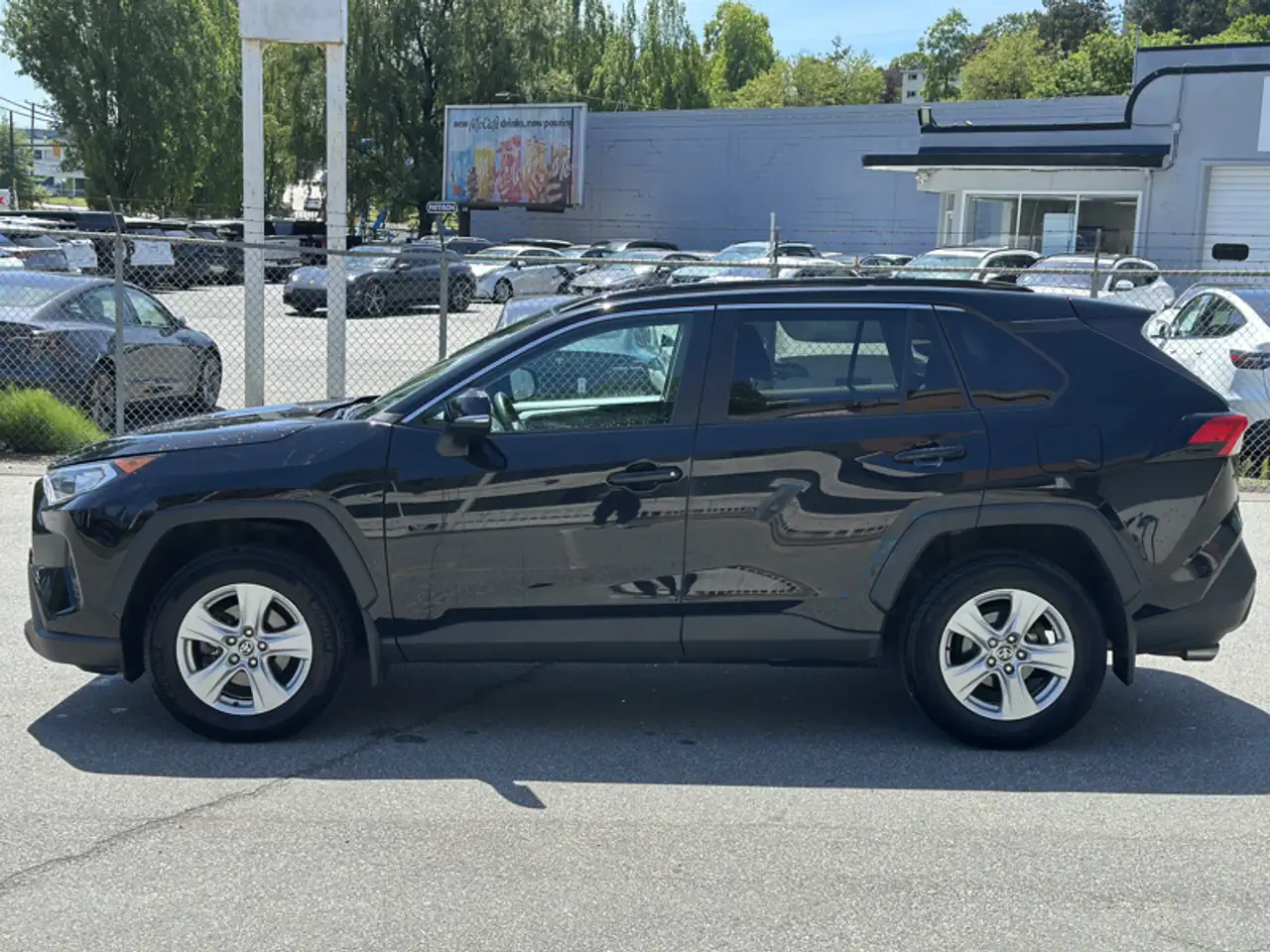 Toyota RAV 4 снимка Toyota RAV 4