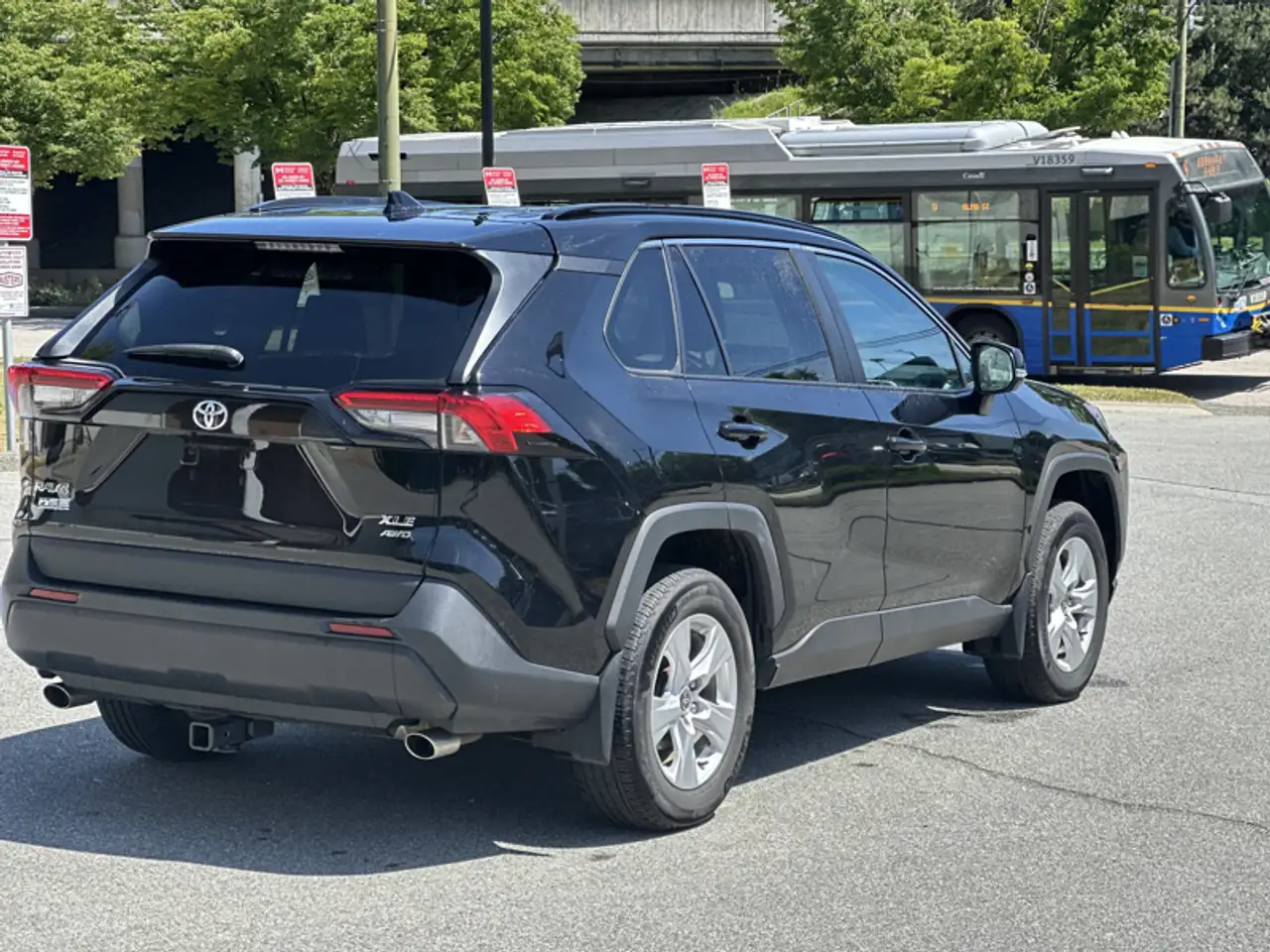 Toyota RAV 4 снимка Toyota RAV 4