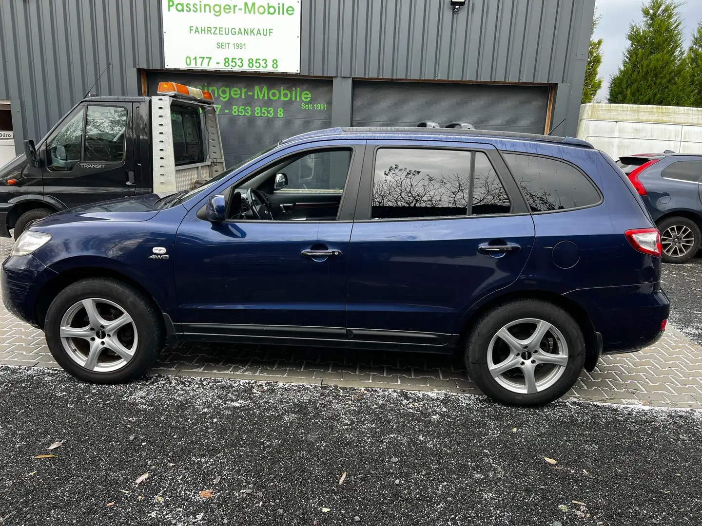 Hyundai SANTA FE 2.2 CRDi 4WD CPF Automatik GLS-7 Sitzer- Modrá - 1