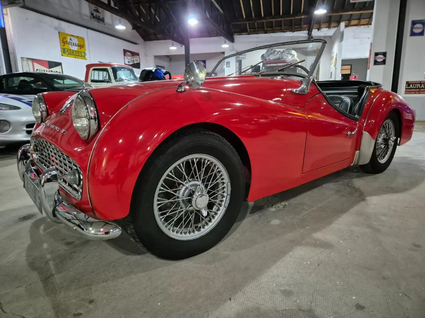 Triumph TR3 Rojo - 1