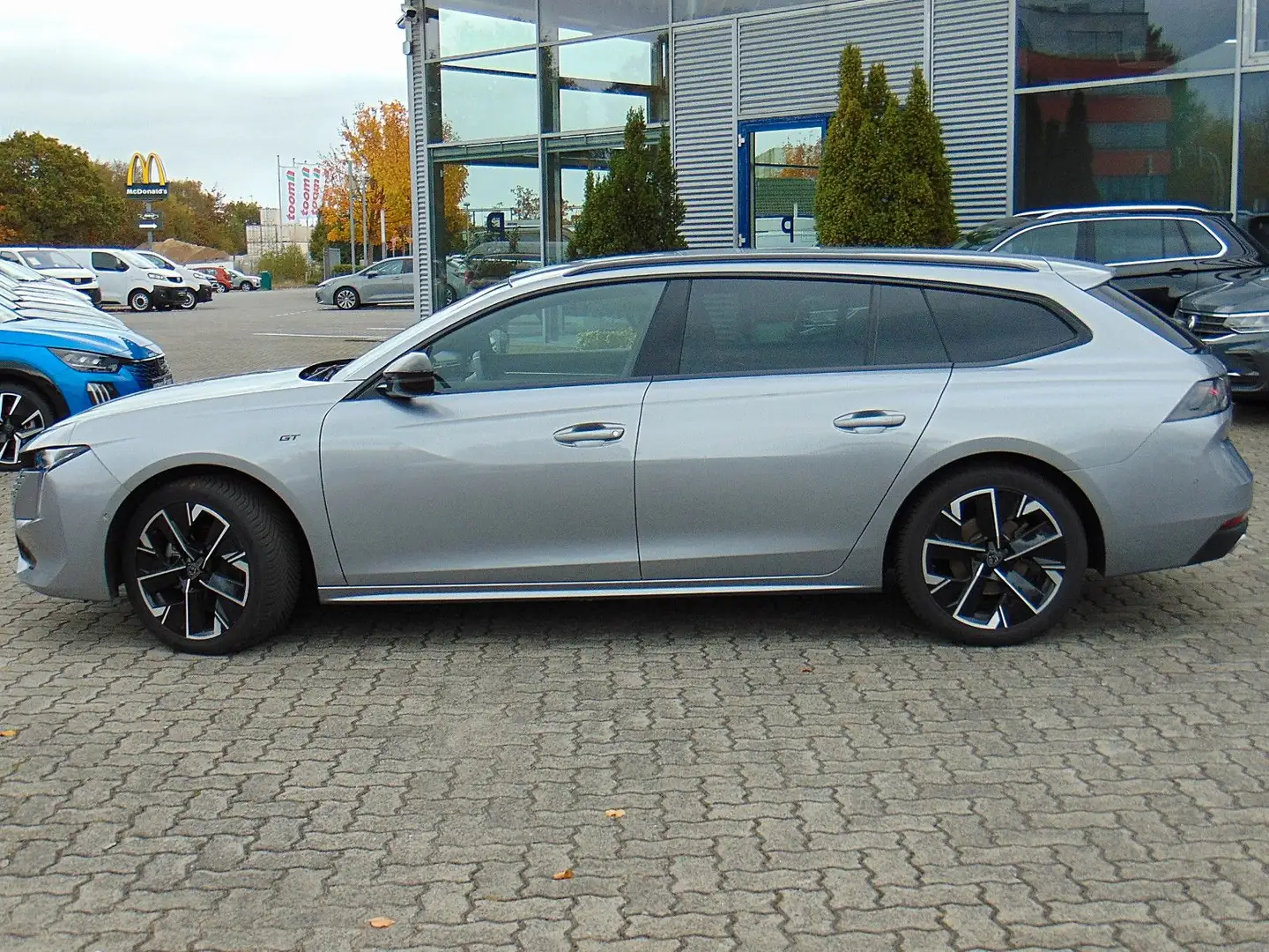 Peugeot 508 SW 1.5 BlueHDI EAT8 GT Grau - 2