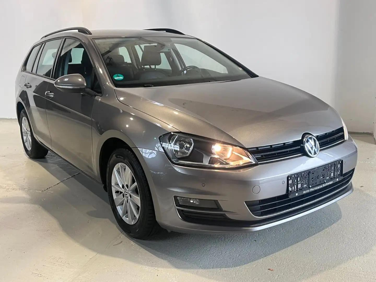 Volkswagen Golf VII Variant Comfortline BMT 1.2 Grau - 2