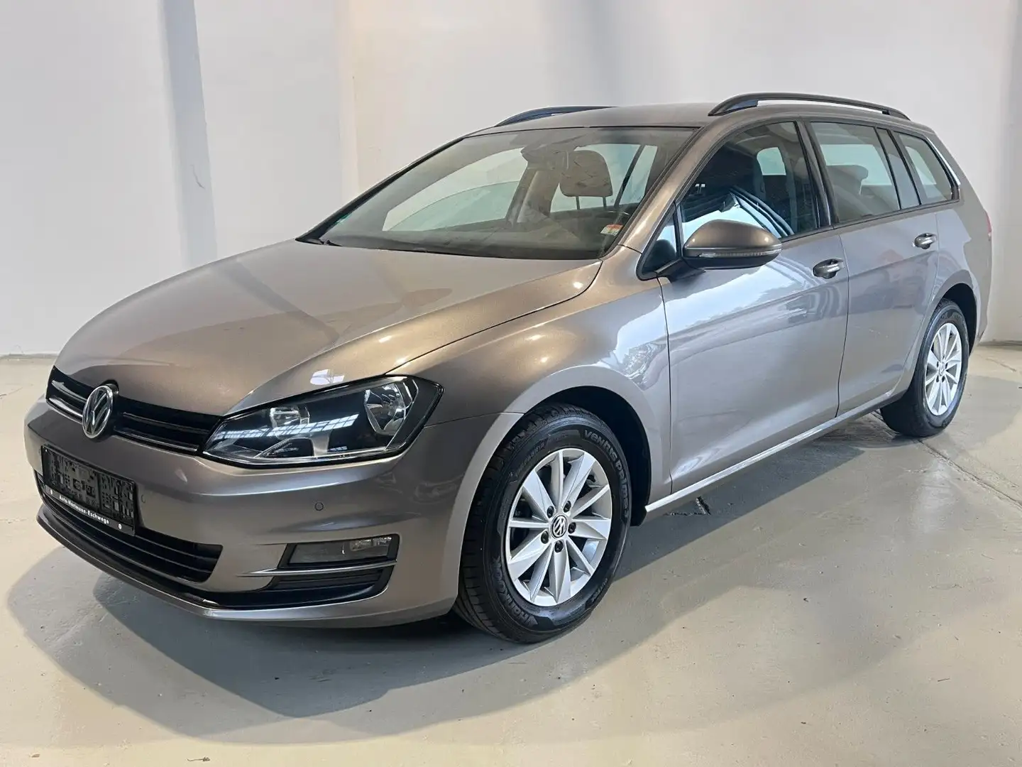 Volkswagen Golf VII Variant Comfortline BMT 1.2 Grau - 1