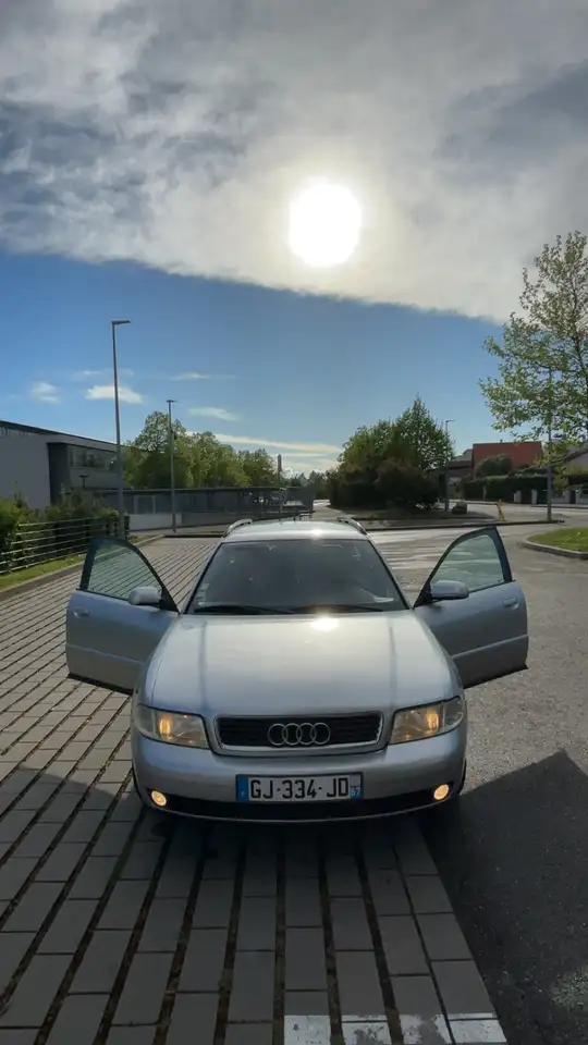 Audi A4 1.9 TDI - 110cv