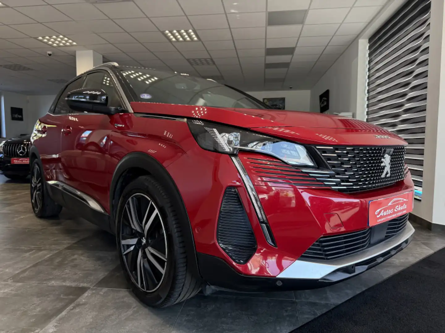Peugeot 3008 HYBRID4 300CH GT PACK E-EAT8 Rouge - 2