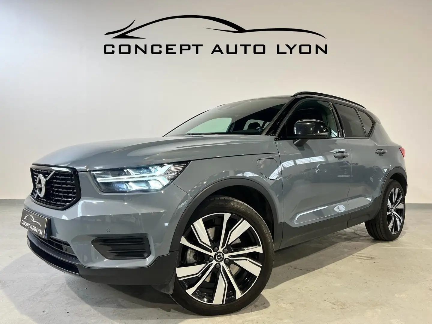Volvo XC40 1.5 T5 RECHARGE 262CH R-DESIGN DCT7 Gris - 1
