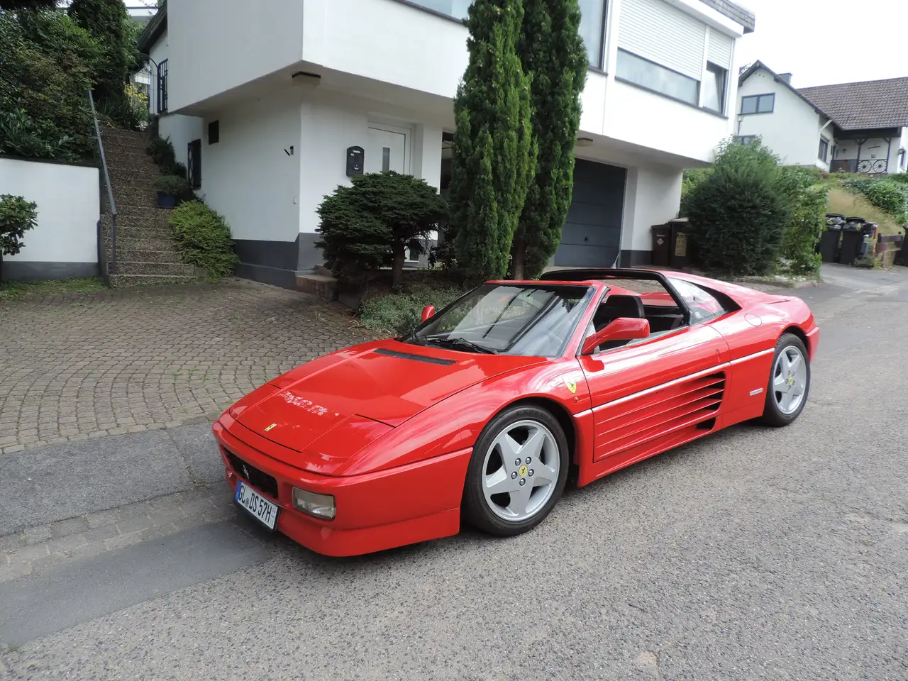 Ferrari 348