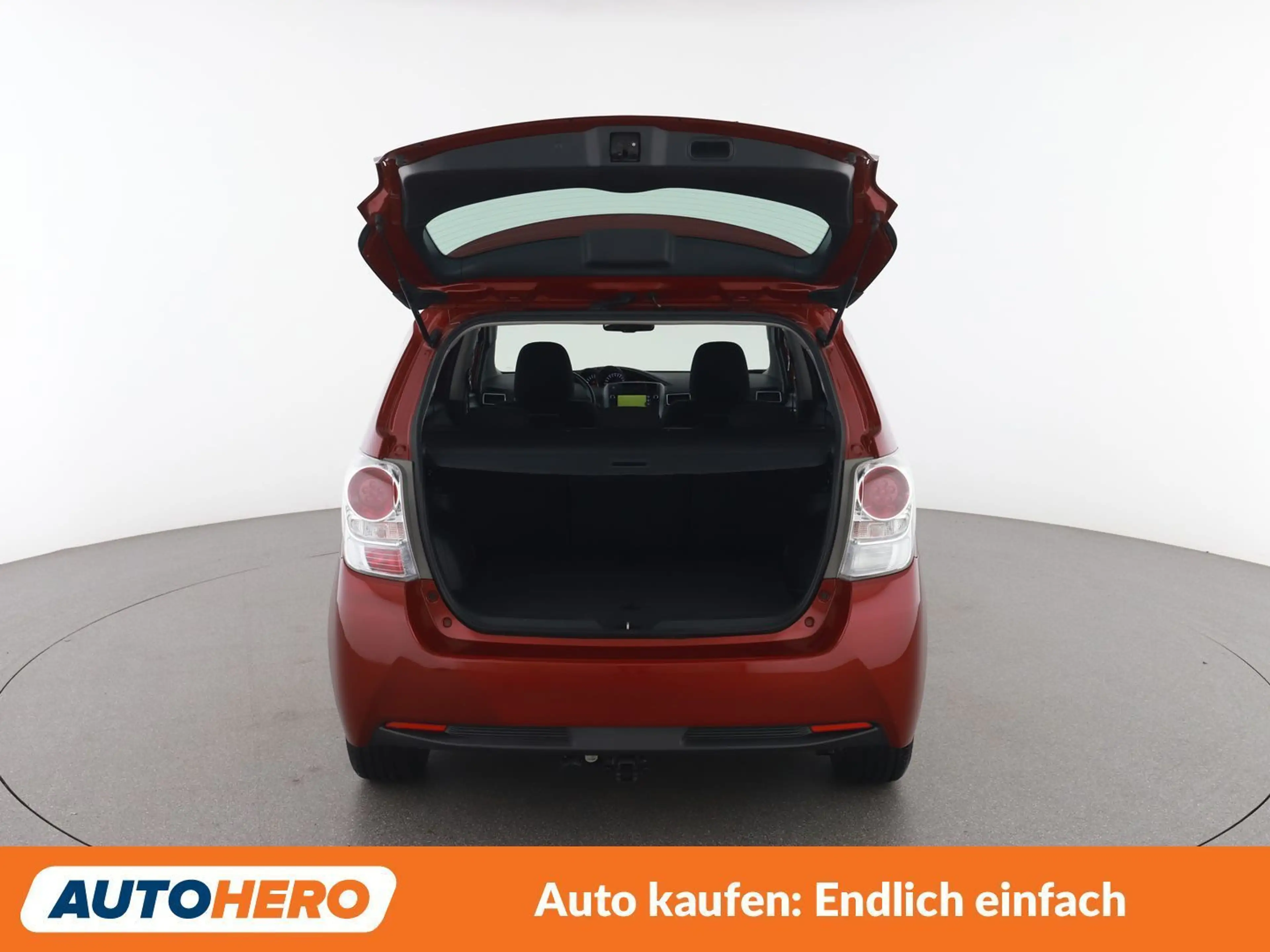 Toyota Verso 1.8 Edition 45 — photo 16