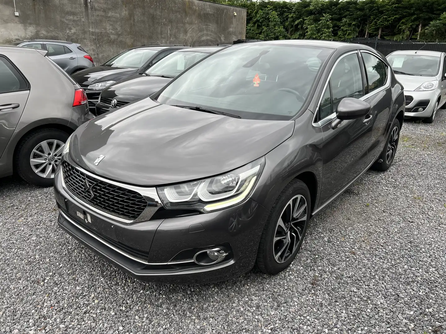 DS Automobiles DS 4 1.6 BlueHDi So Chic S&S Carplay,Garantie 1 An. Gris - 1