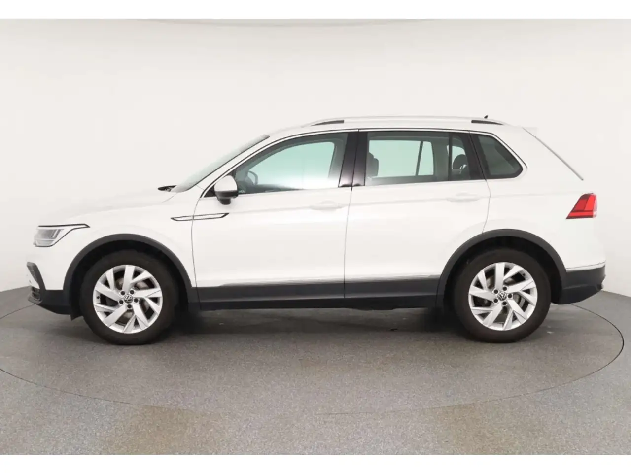 Volkswagen Tiguan, фото 6