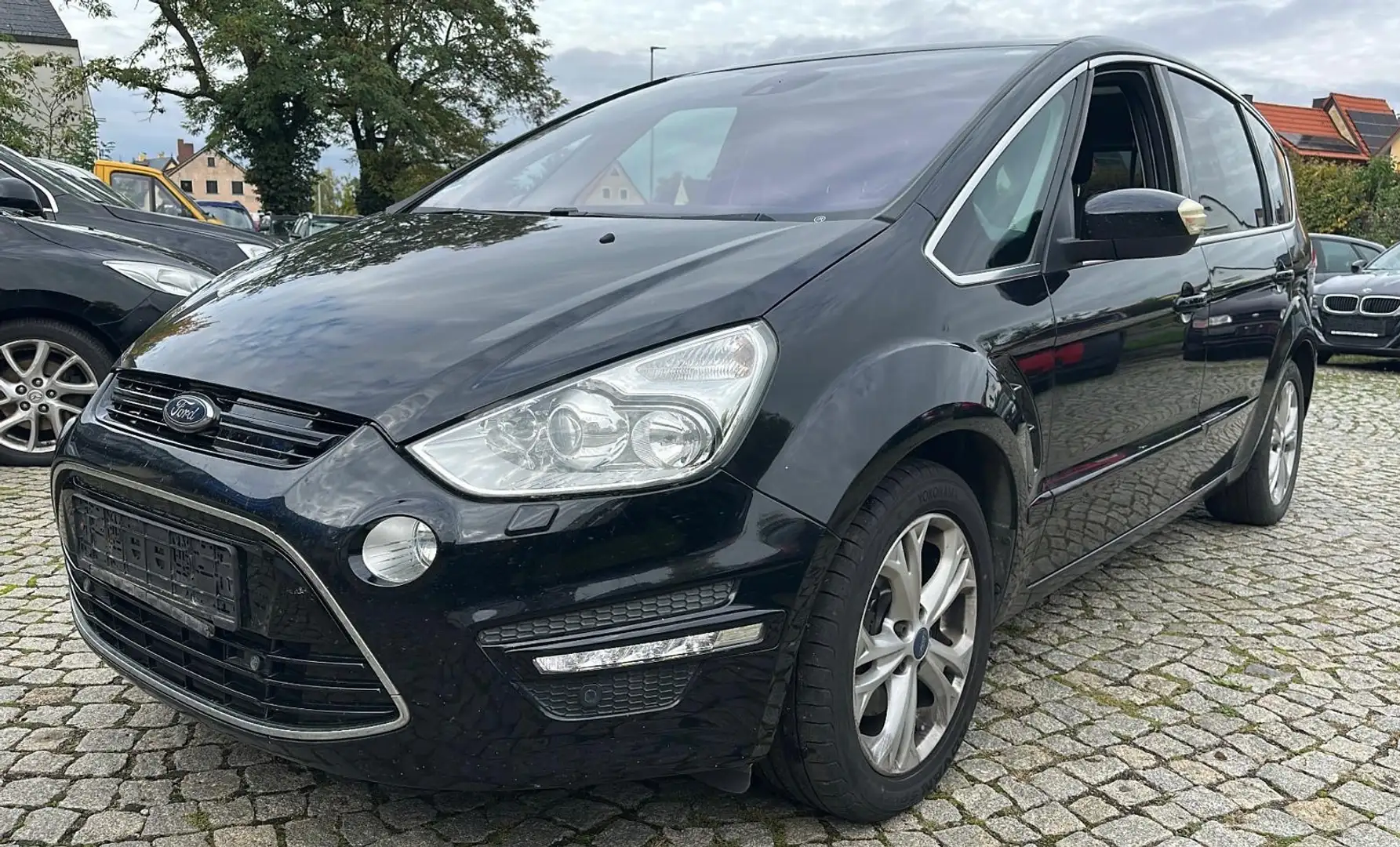 Ford S-Max Titanium *7-Sitzer *Automatik ,*TÜV-07/2026 Schwarz - 1