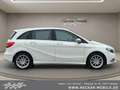 Mercedes-Benz B 180 Sportpaket Xenon Navi Parkassi PDC Sitzhzg Weiß - thumbnail 6
