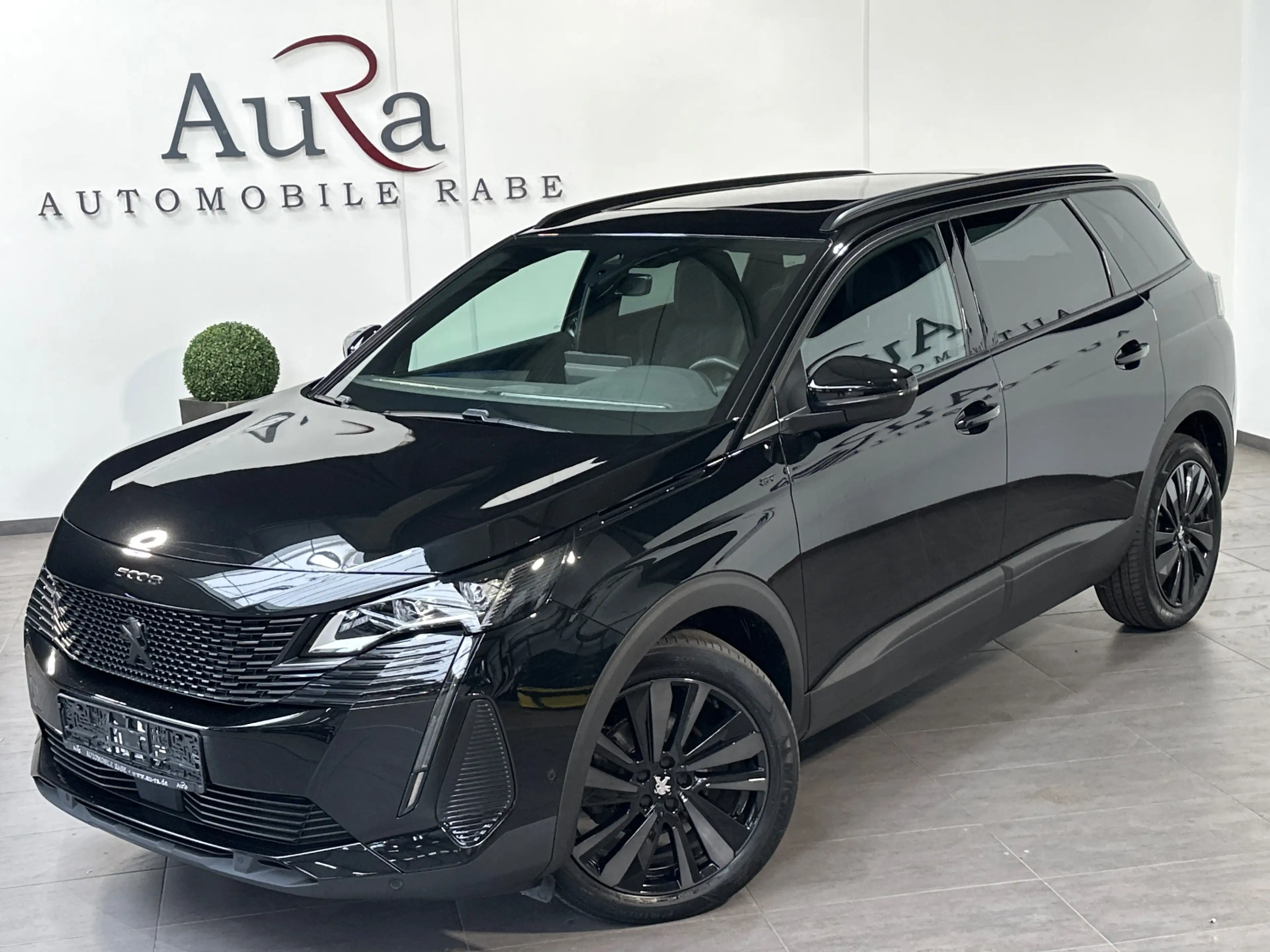Peugeot 5008 EAT8 GT 7-Sitzer NAV+LED+PANO+AHK+KAM+SHZ+19ZOLL — photo 2