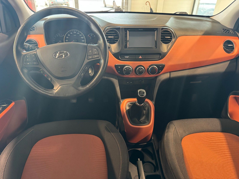 Hyundai i10 Intro Edition Bluetooth/Touchscreen/Klima — photo 9