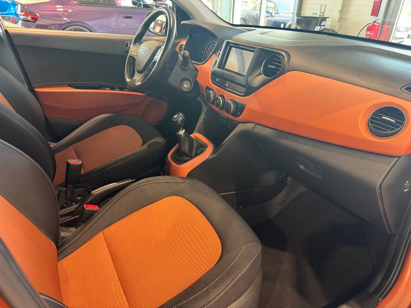 Hyundai i10 Intro Edition Bluetooth/Touchscreen/Klima — photo 7