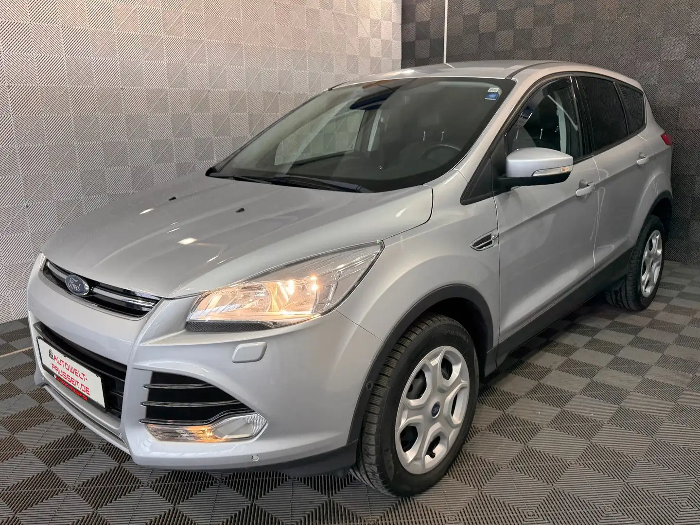 Ford Kuga 4x4*TITANIUM*SONY*R.KAM-NAVI-KLIMA-LM 17" Silber - 2
