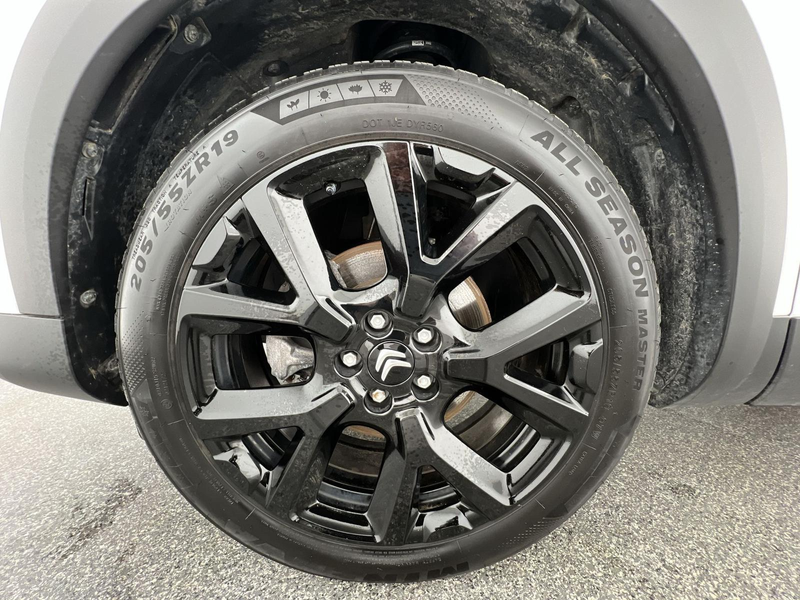 Citroen C5 Aircross Max 1.2*NAVI*SHZ*RFK*uvm — photo 10
