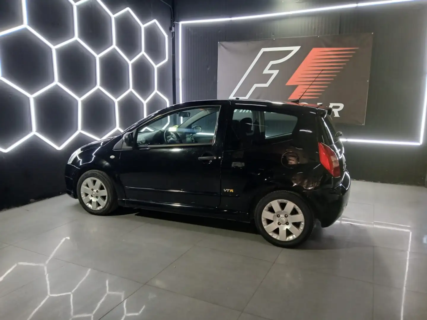 Citroen C2 1.4i VTR Negro - 2