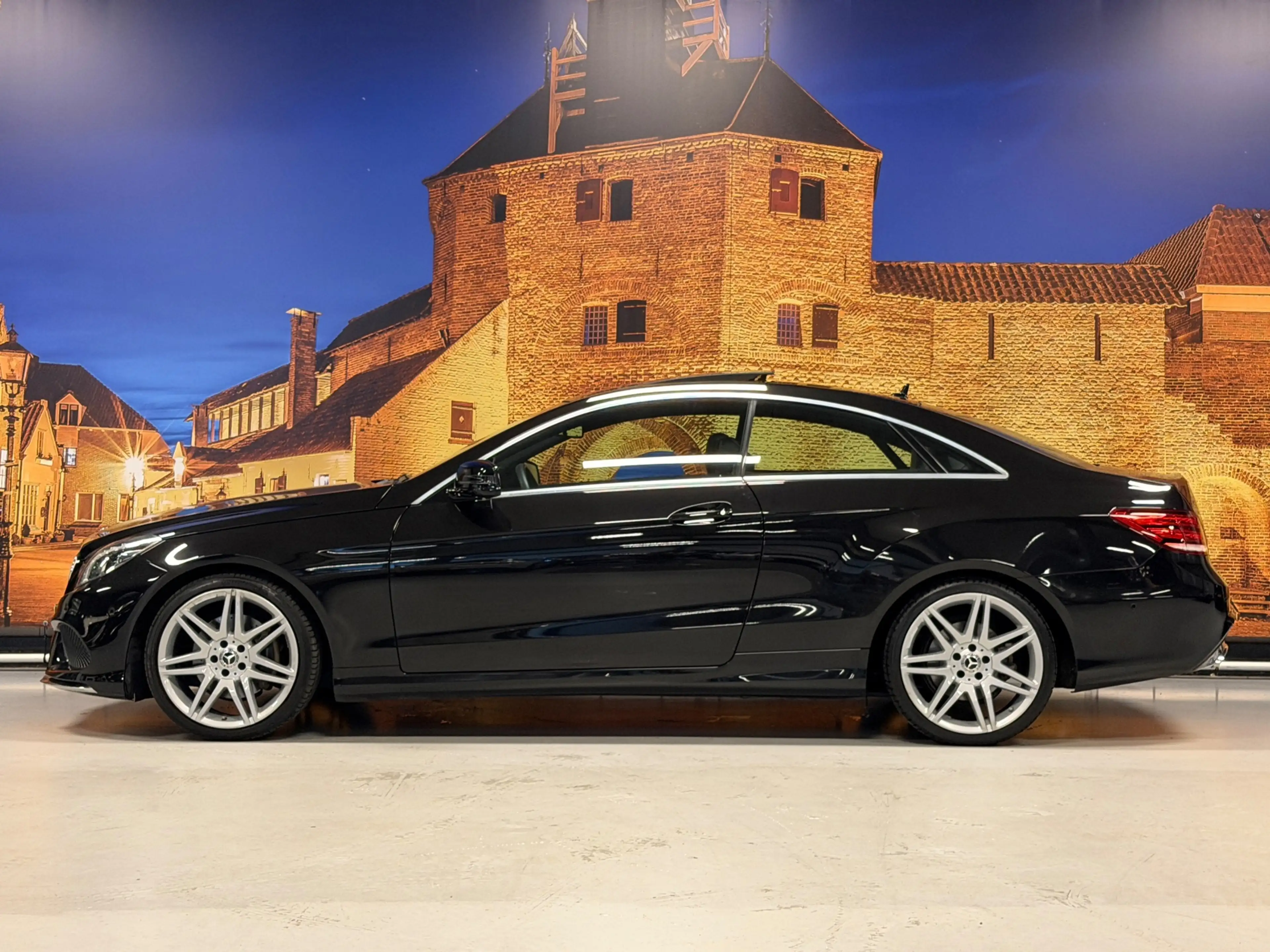 Mercedes-Benz E 200 Coupé AMG Automaat Panodak Leer LED — photo 9