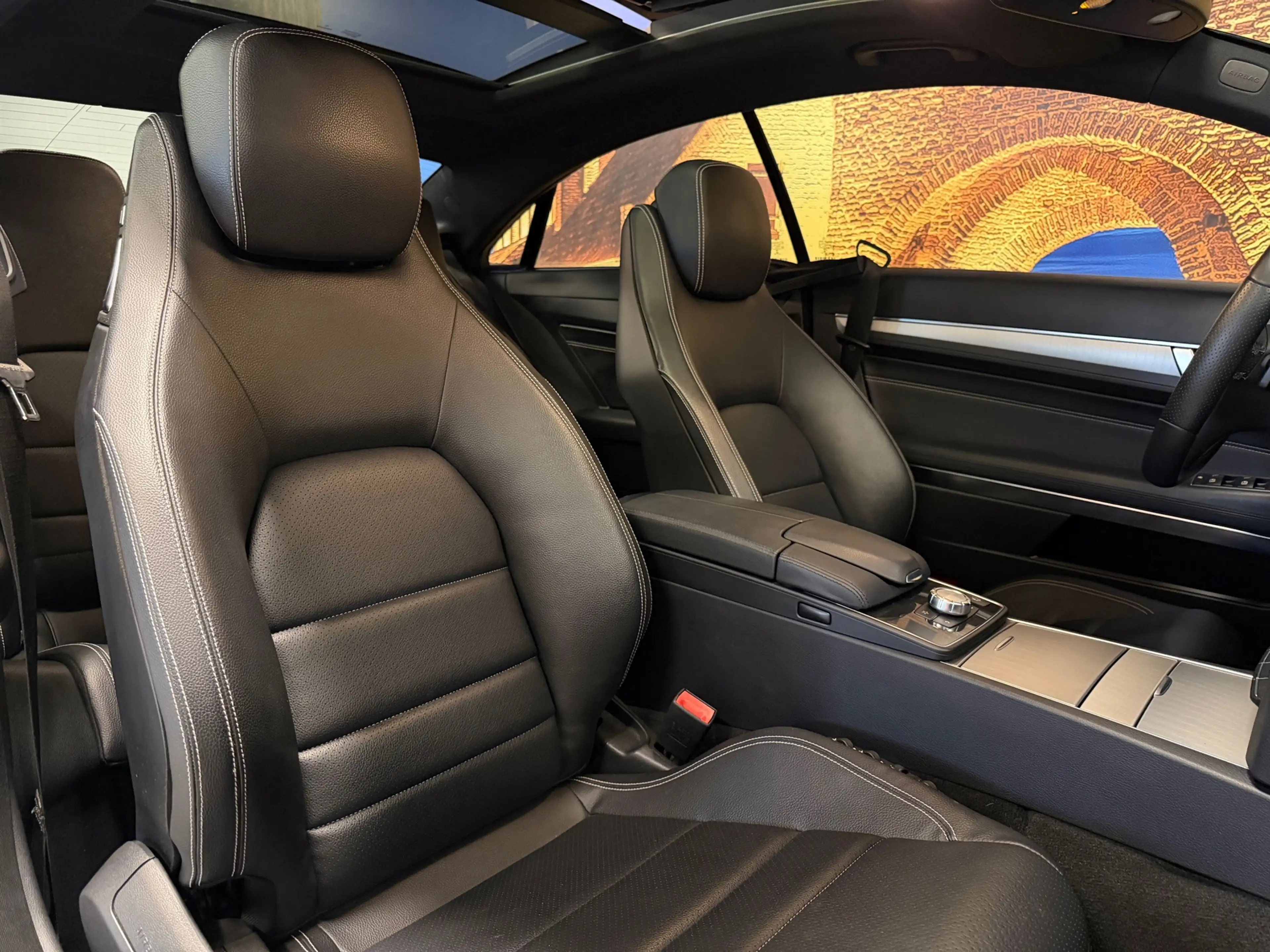 Mercedes-Benz E 200 Coupé AMG Automaat Panodak Leer LED — photo 19