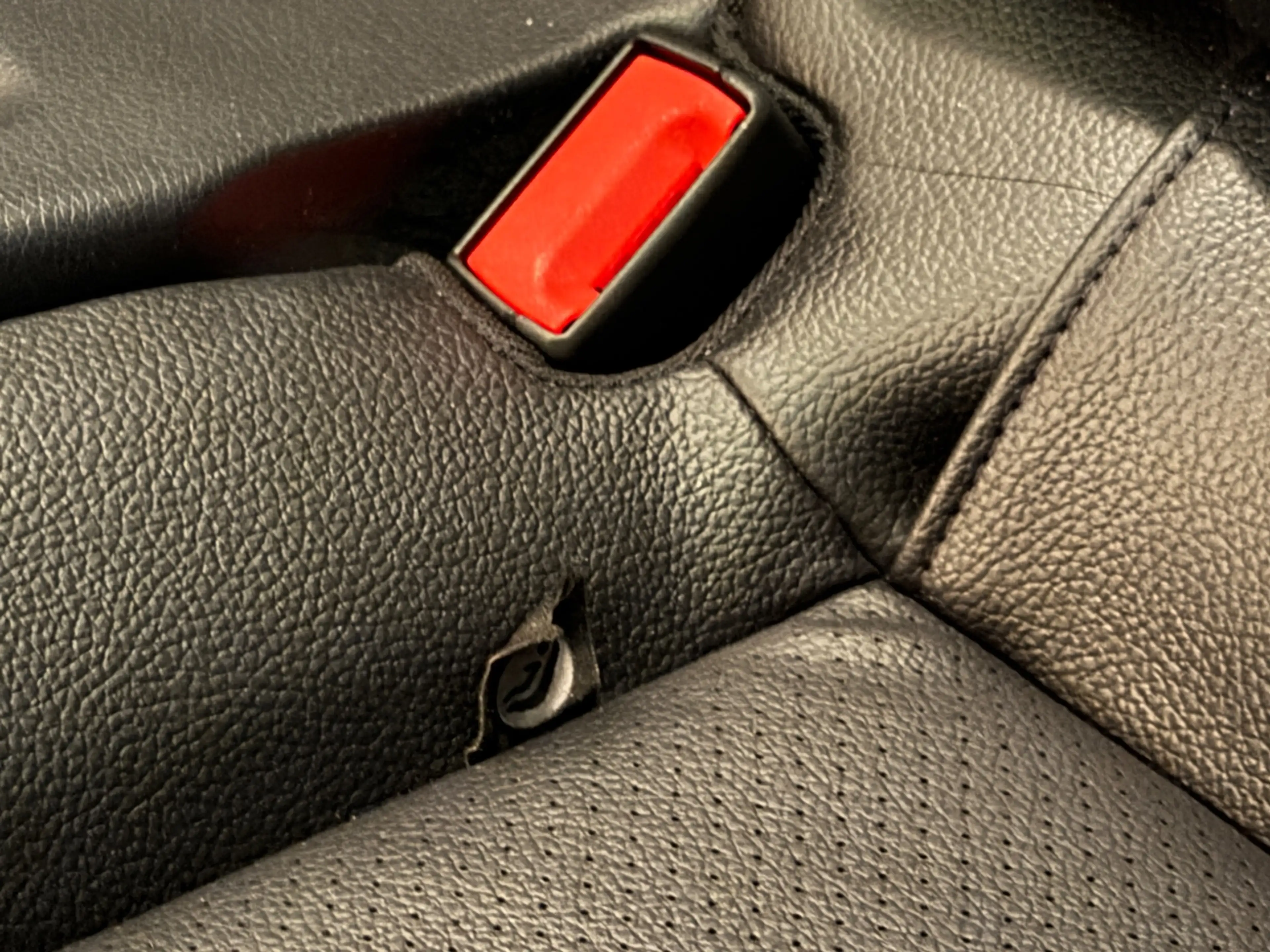 Mercedes-Benz E 200 Coupé AMG Automaat Panodak Leer LED — photo 34