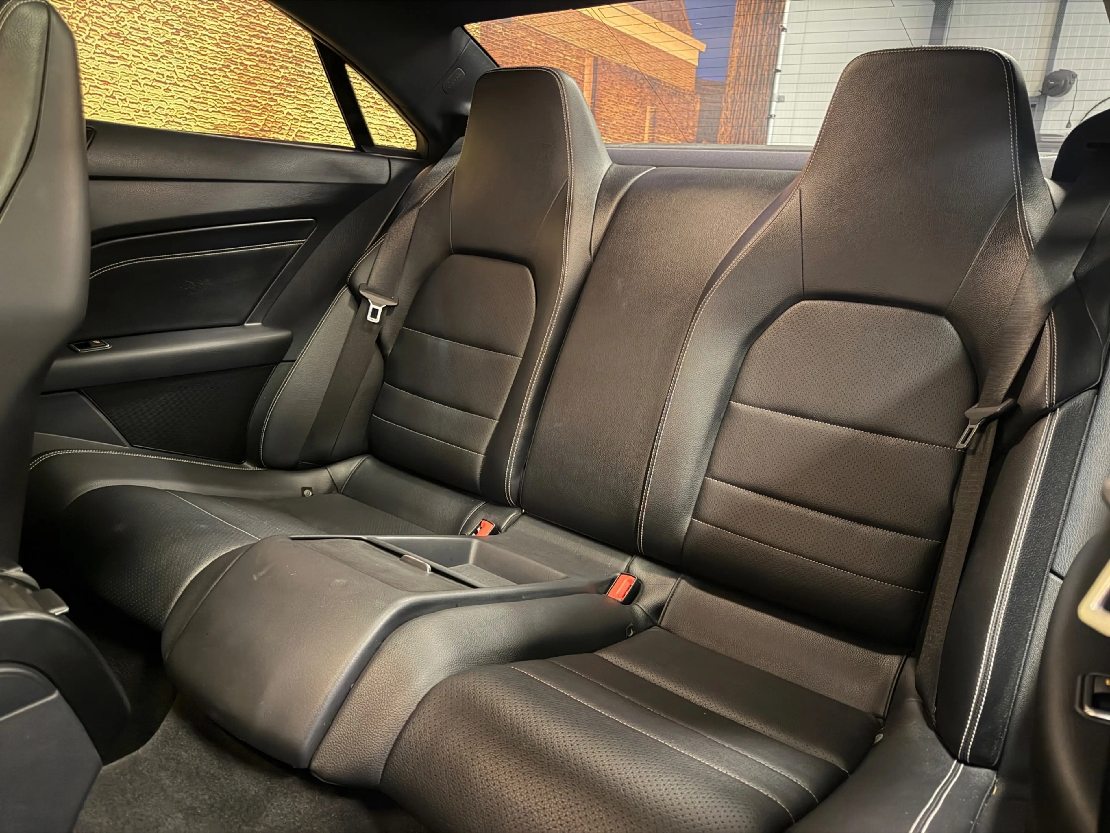 Mercedes-Benz E 200 Coupé AMG Automaat Panodak Leer LED — photo 26