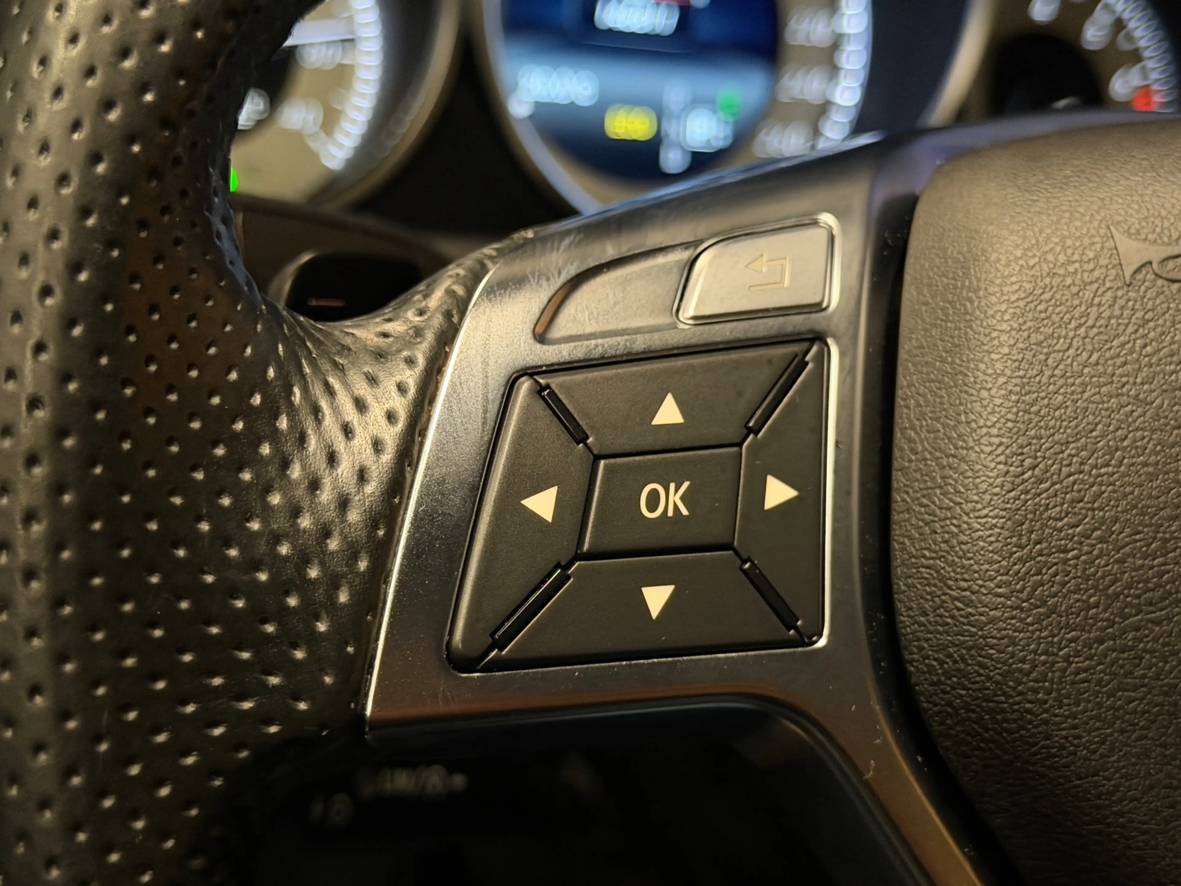 Mercedes-Benz E 200 Coupé AMG Automaat Panodak Leer LED — photo 24
