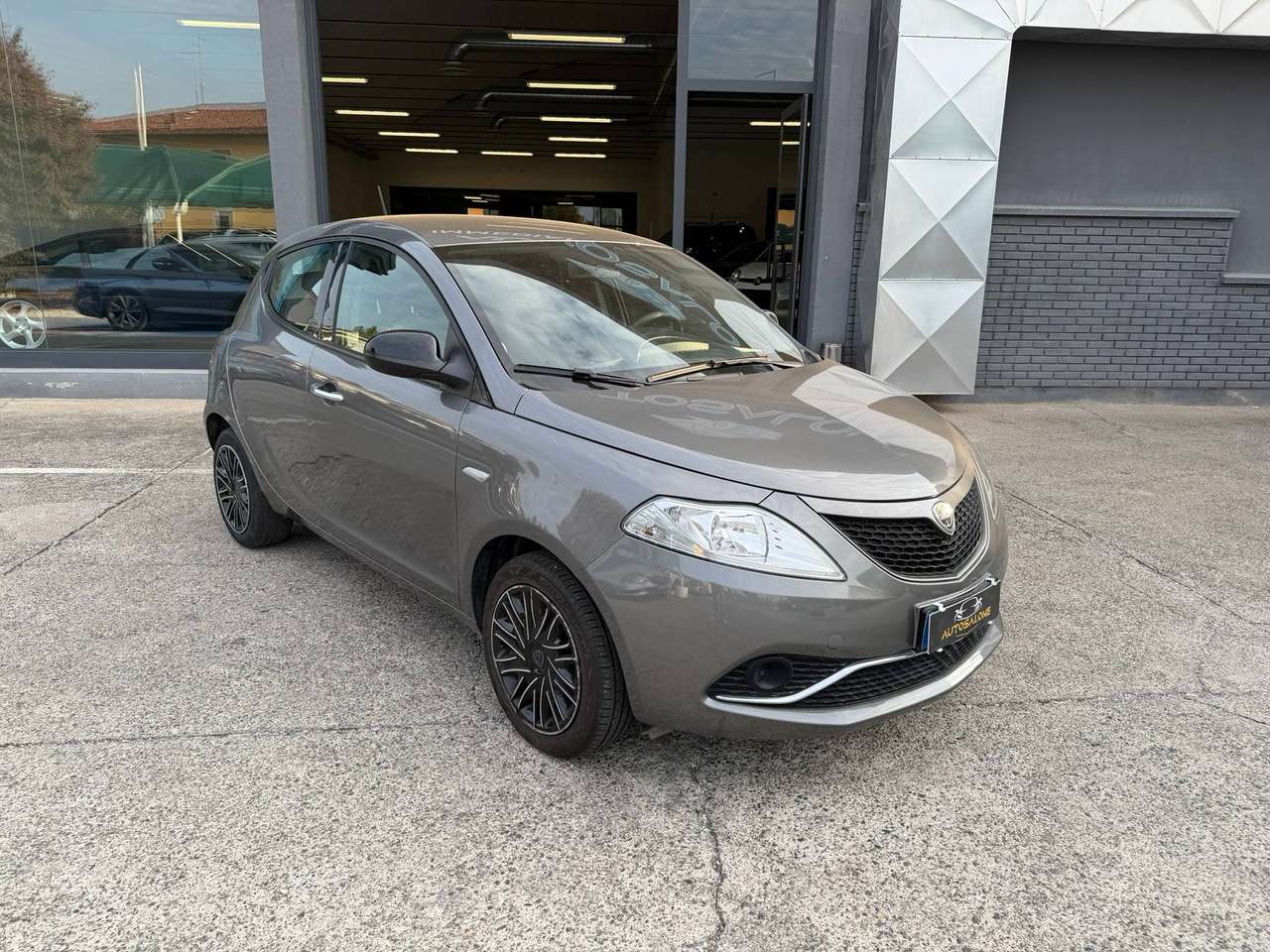 Lancia Ypsilon Ypsilon III 2015 1.0 firefly hybrid Gold s