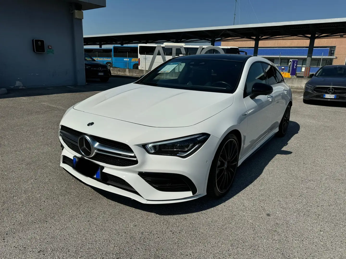 Mercedes-Benz CLA 35 AMG Shooting Brake 4matic - 2