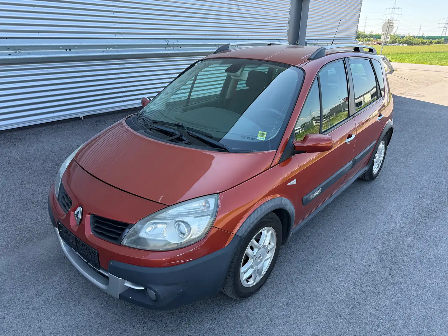 Renault Scenic CrossRoad 1,9 dCi DPF ID:58 Orange - 1