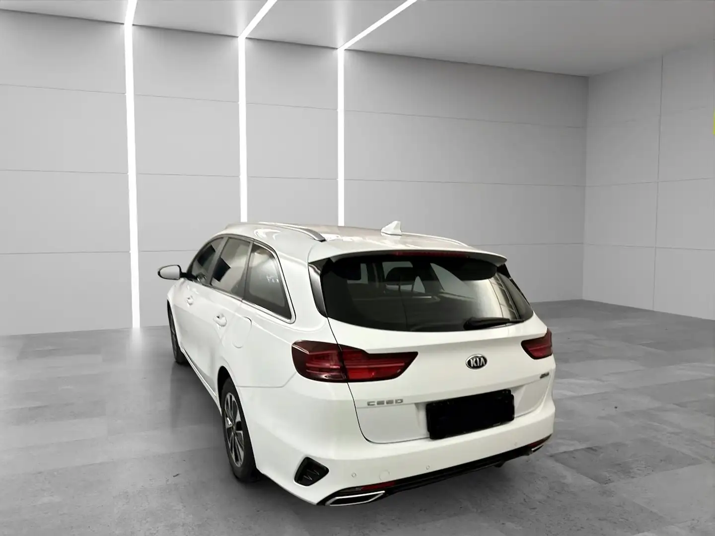Kia Ceed SW / cee'd SW 1,6 GDI Hybrid PHEV Silber DCT Aut. Weiß - 2