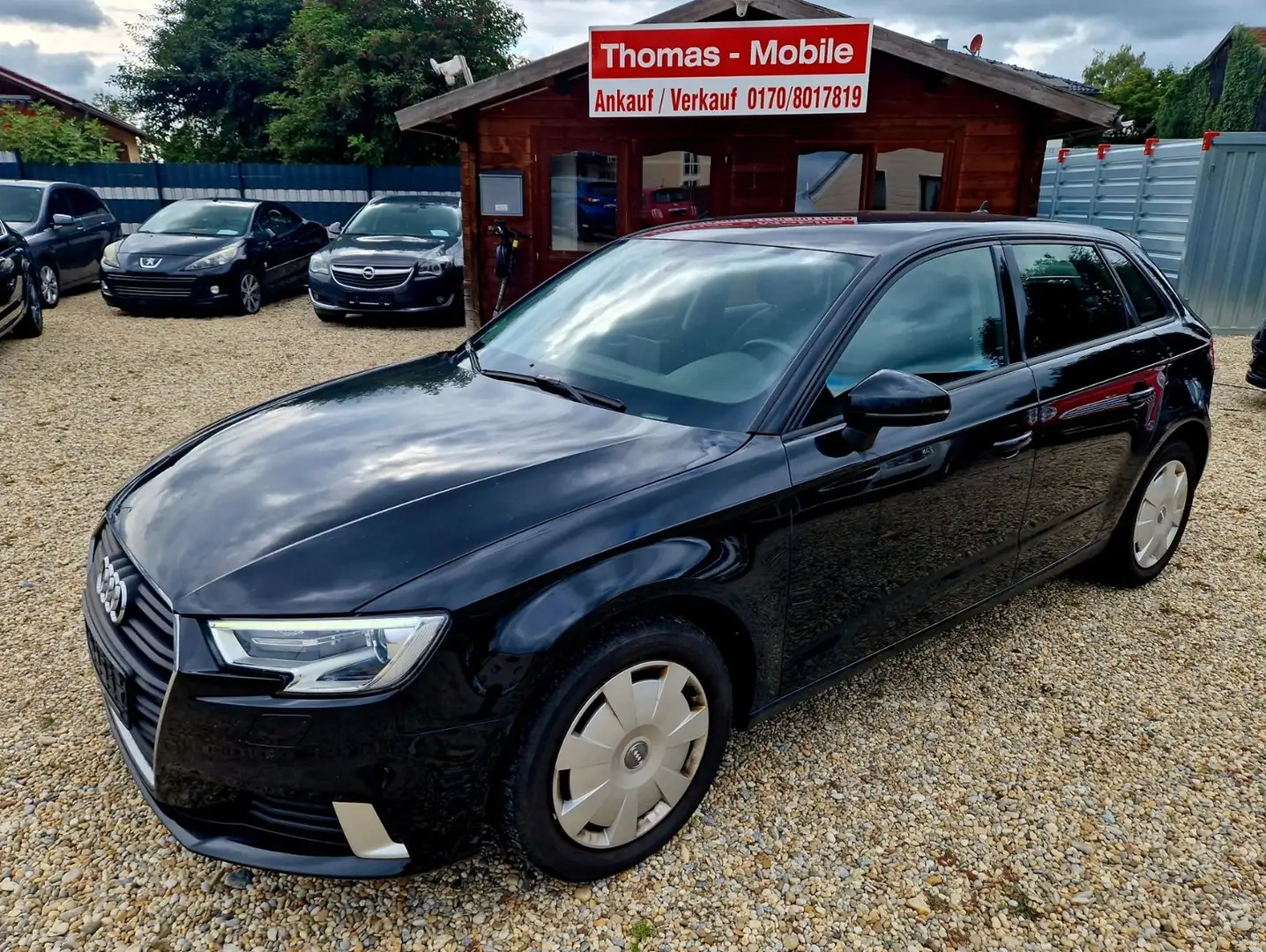 Audi A3 Sportback Navigat. AHK Scheckheft Schwarz - 1