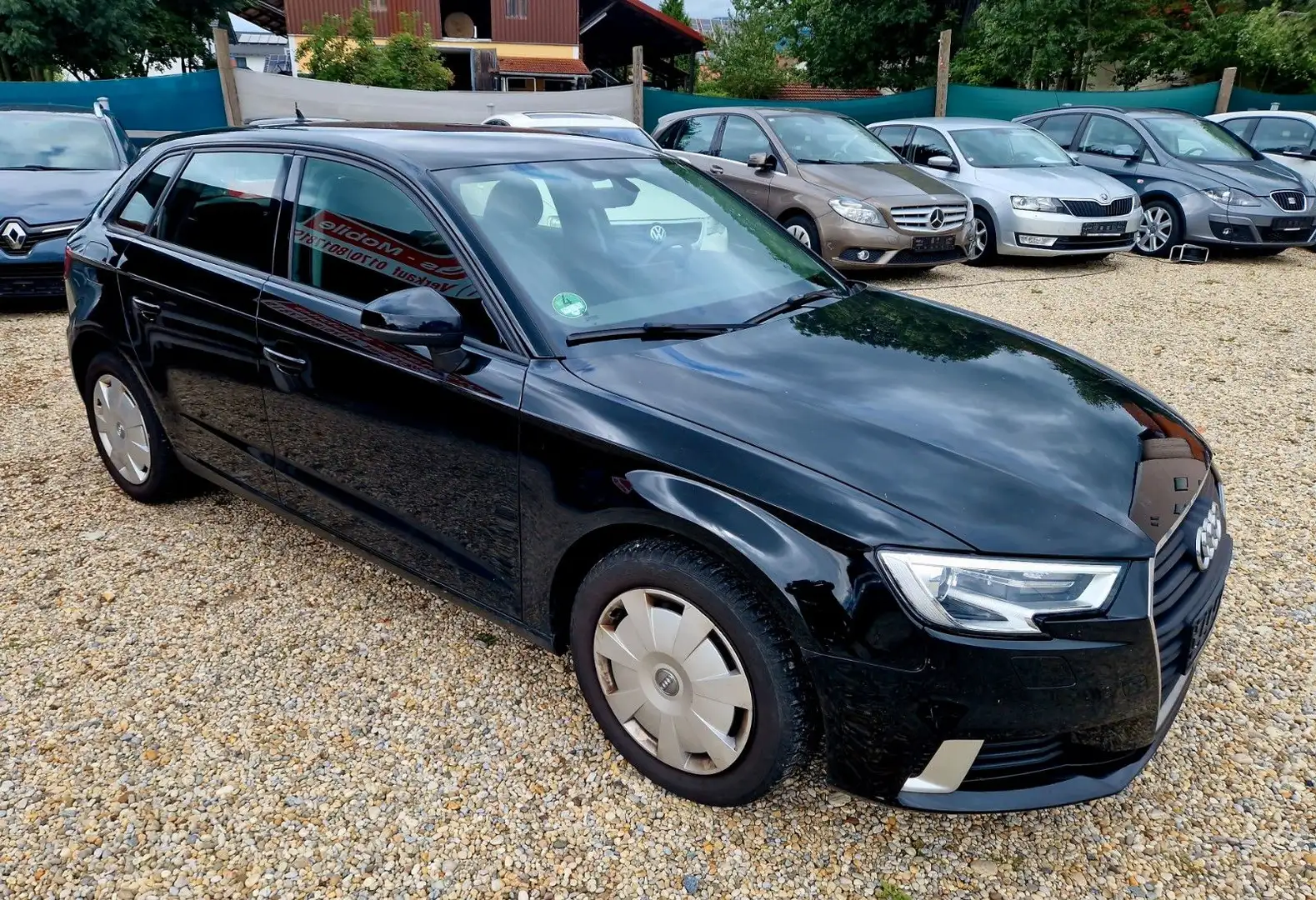 Audi A3 Sportback Navigat. AHK Scheckheft Schwarz - 2