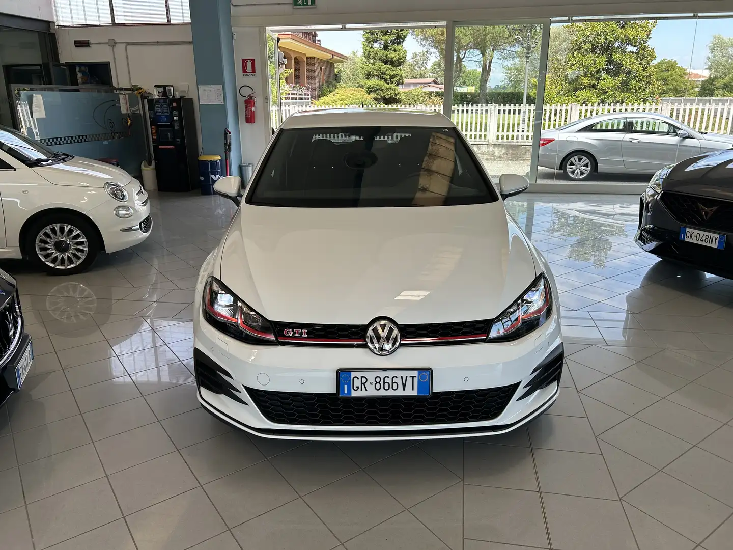 Volkswagen Golf GTI Golf 5p 5p 2.0 tsi Performance 245cv dsg Bianco - 2