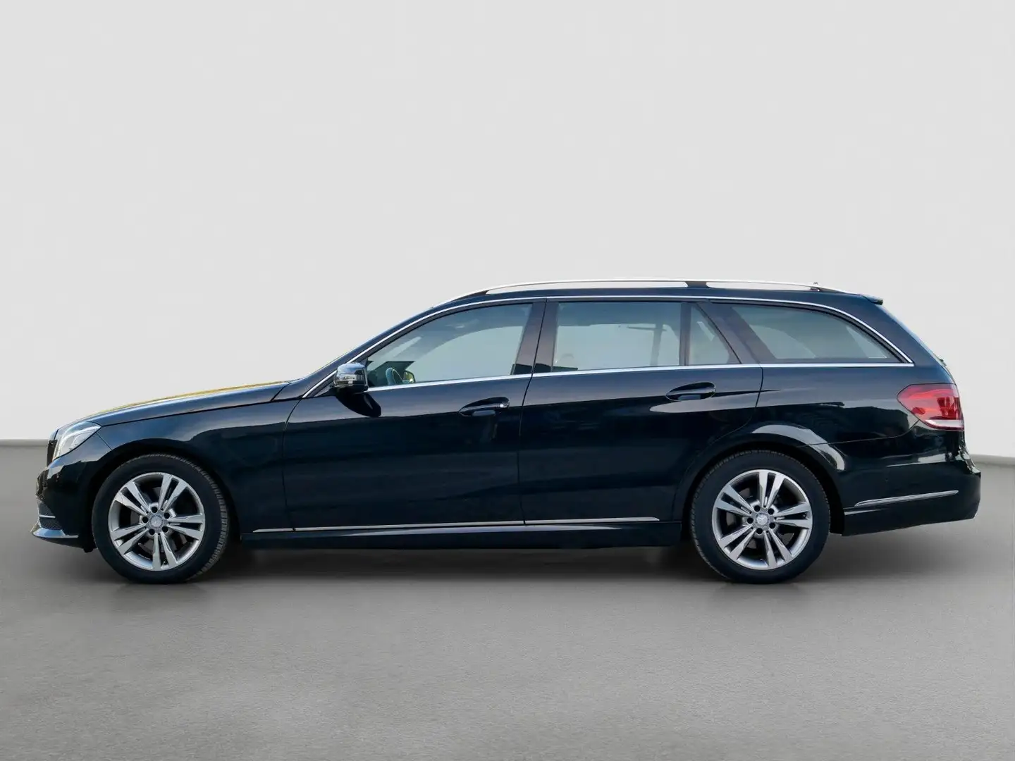 Mercedes-Benz E 250 CGI BlueEfficiency+S-Dach+LED+NAVI+S-HEFT Schwarz - 2
