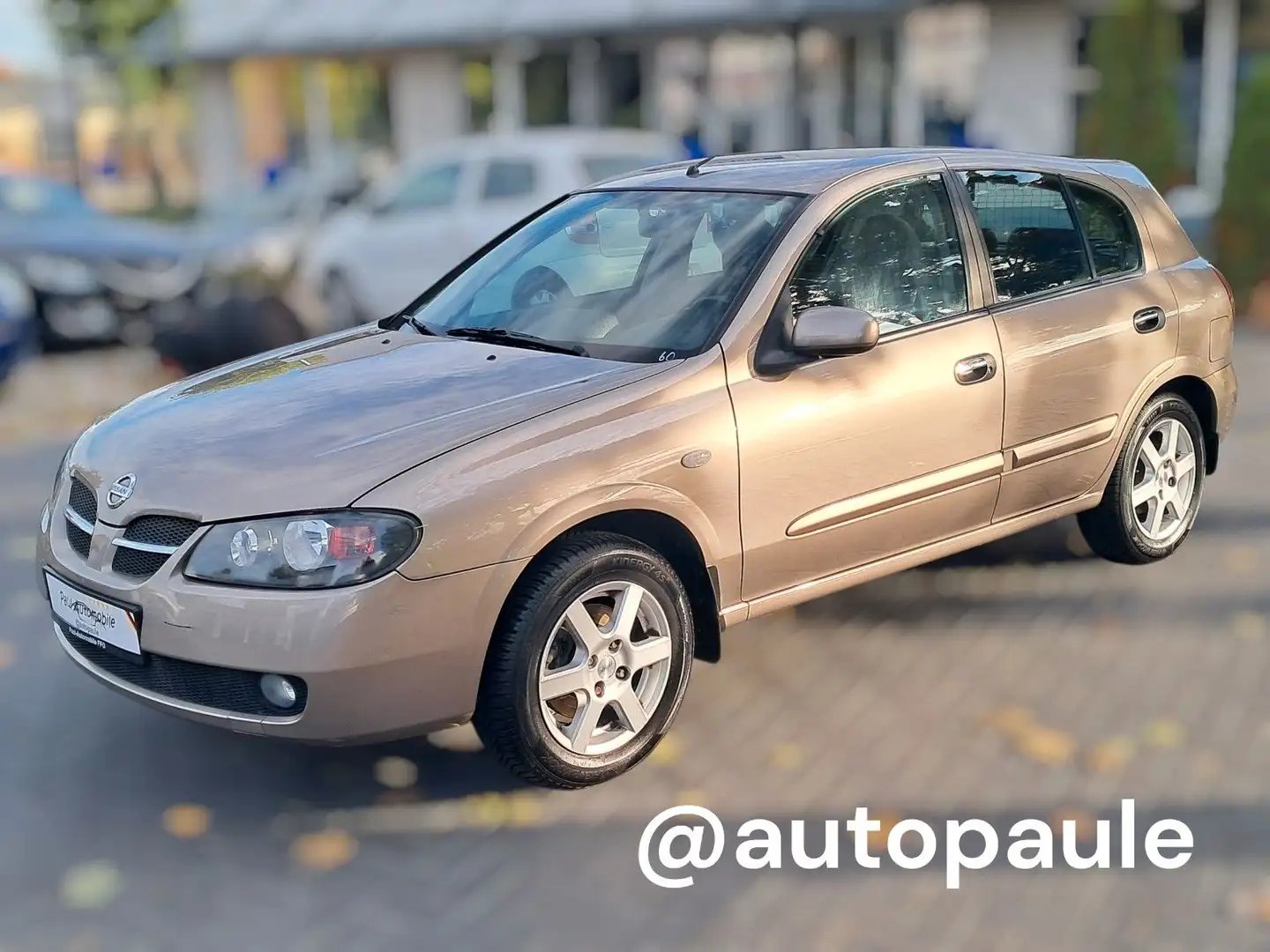 Nissan Almera 1.5 *TüV+Service+Bremsen+Allreifen NEU* Gold - 1