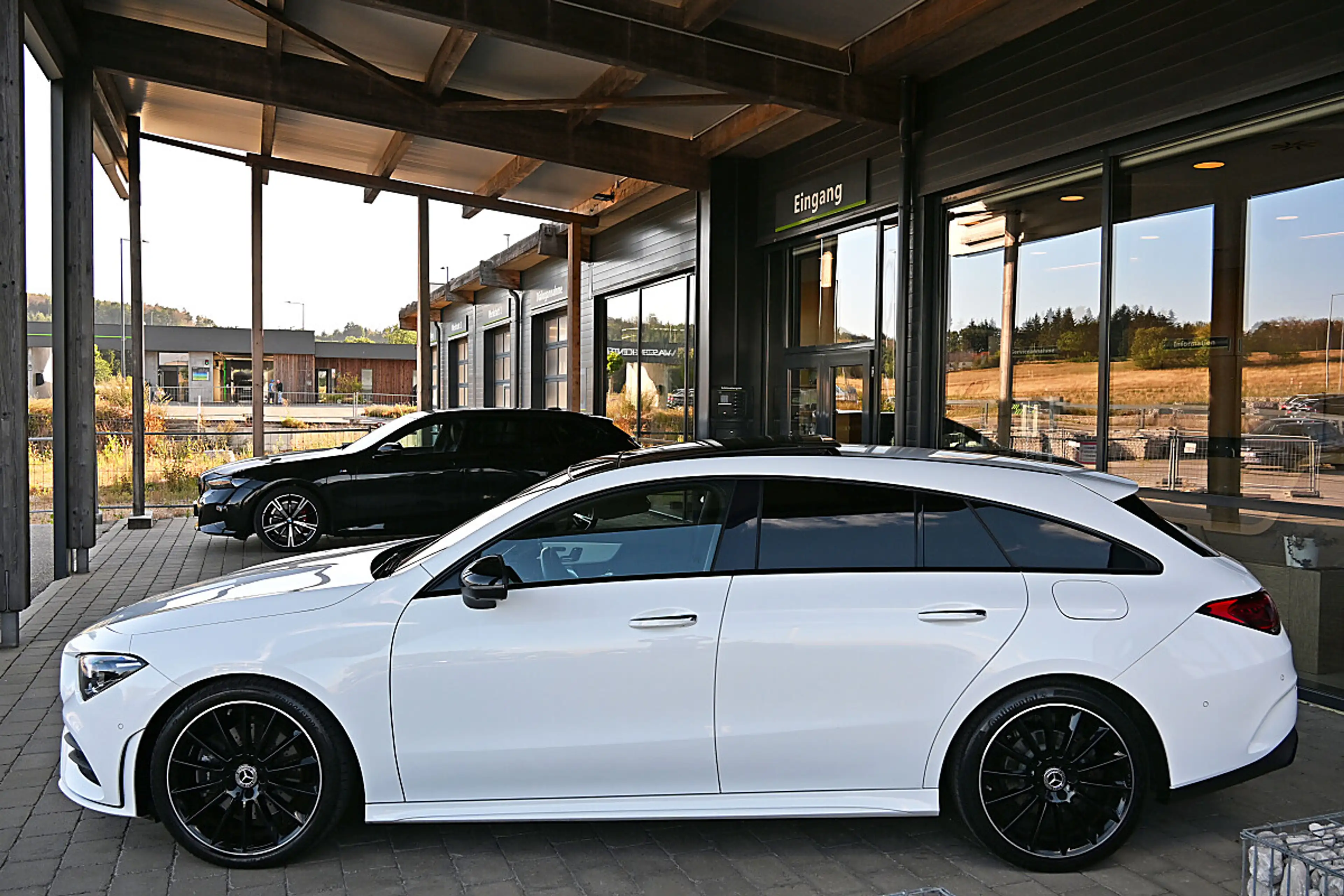 Mercedes-Benz CLA 220 d Shooting Brake Aut. AMG, ACC, HeadUp, NightPa... — photo 2