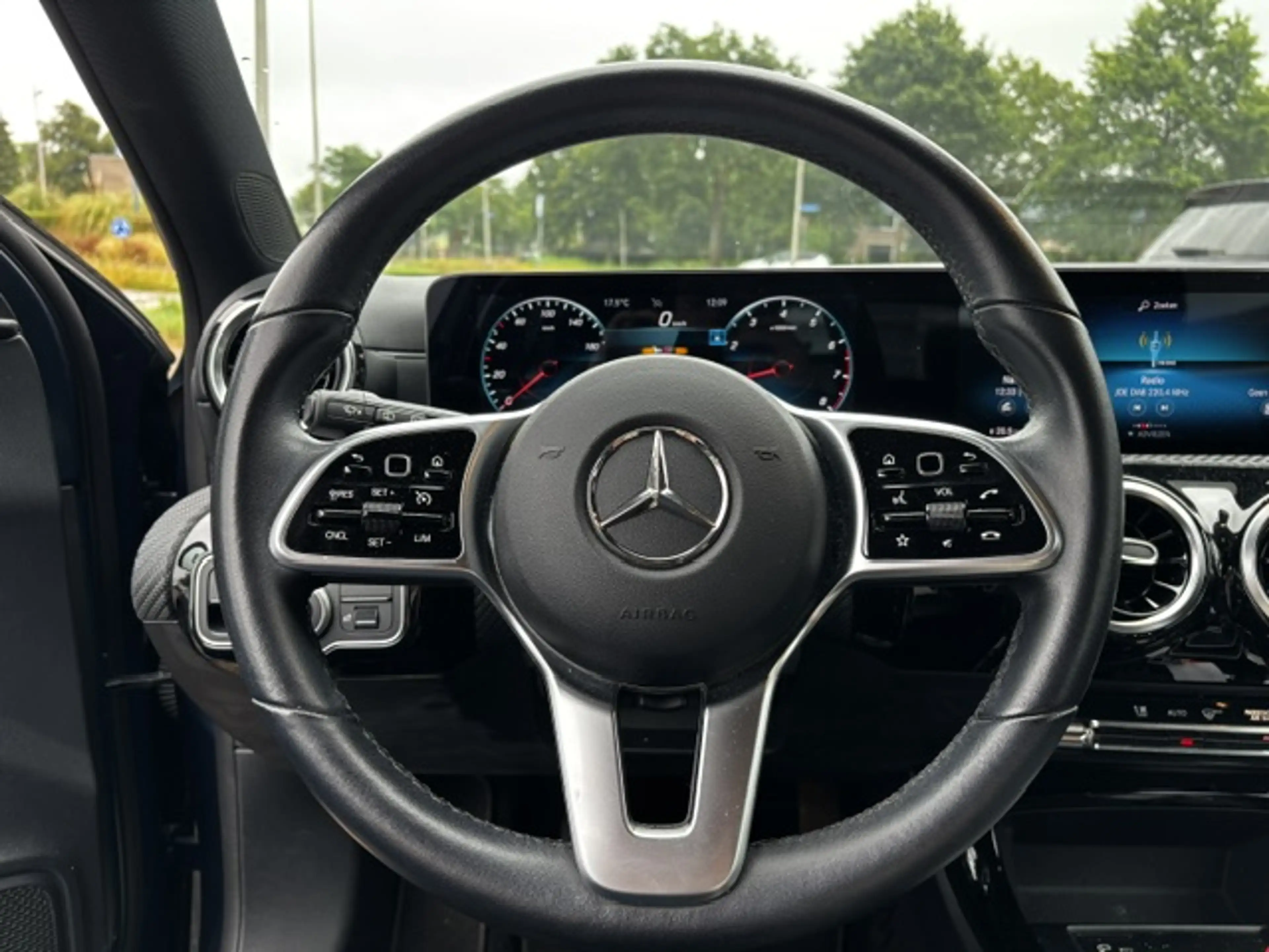 Mercedes-Benz A 180 Business Solution Lmv Pdc Acamera Cruise Navi Nap — photo 13