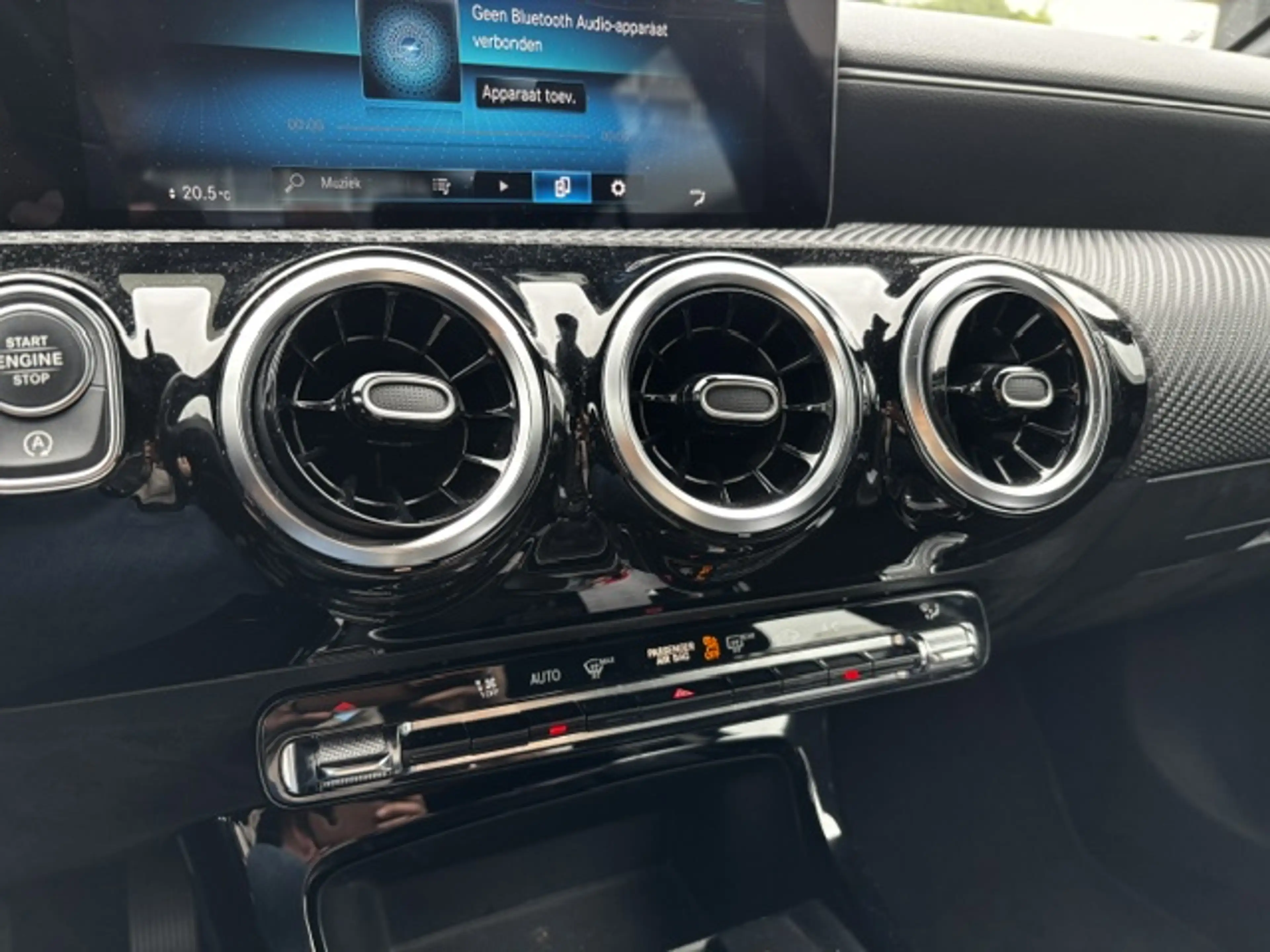 Mercedes-Benz A 180 Business Solution Lmv Pdc Acamera Cruise Navi Nap — photo 20