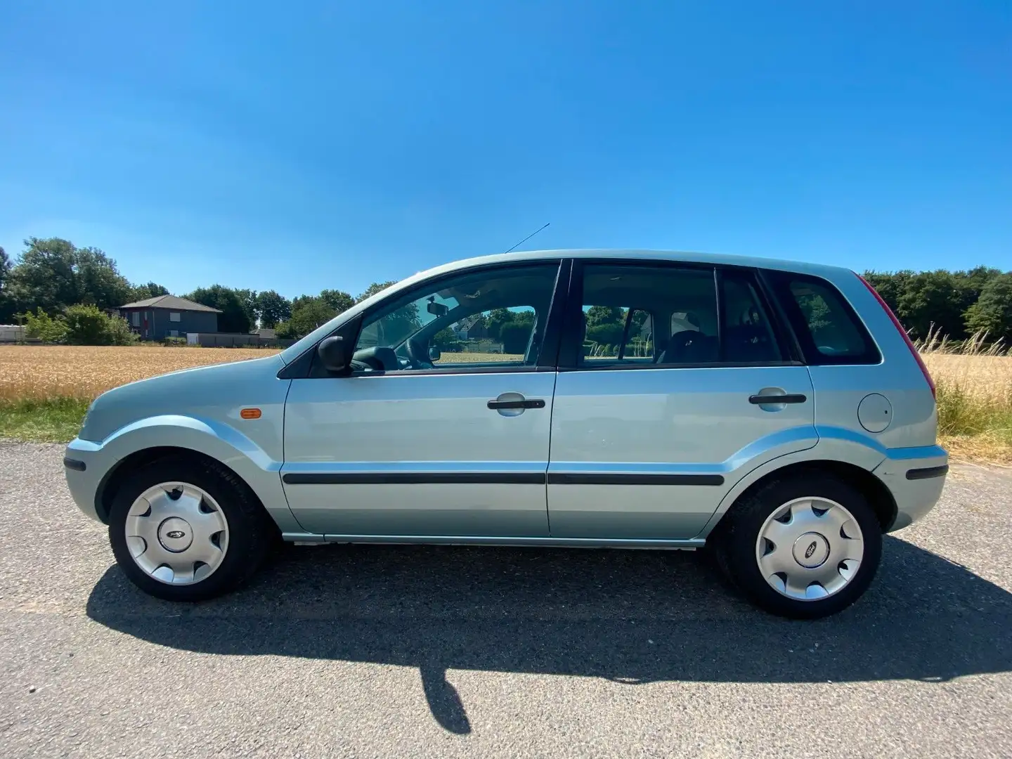 Ford Fusion Trend 1.4 Radio Klima CD Allwetterreifen Vert - 2