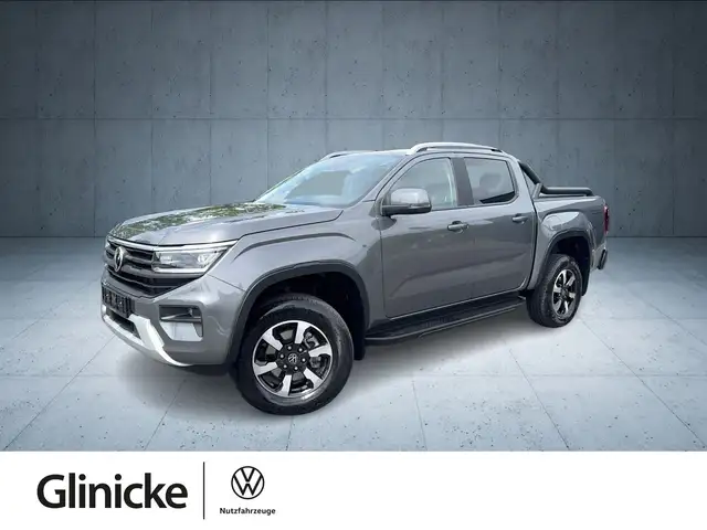 2025 Volkswagen Amarok in Green for sale