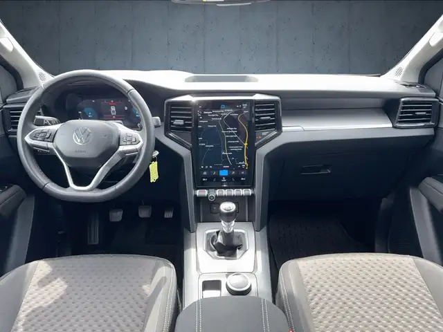Volkswagen Amarok view 11